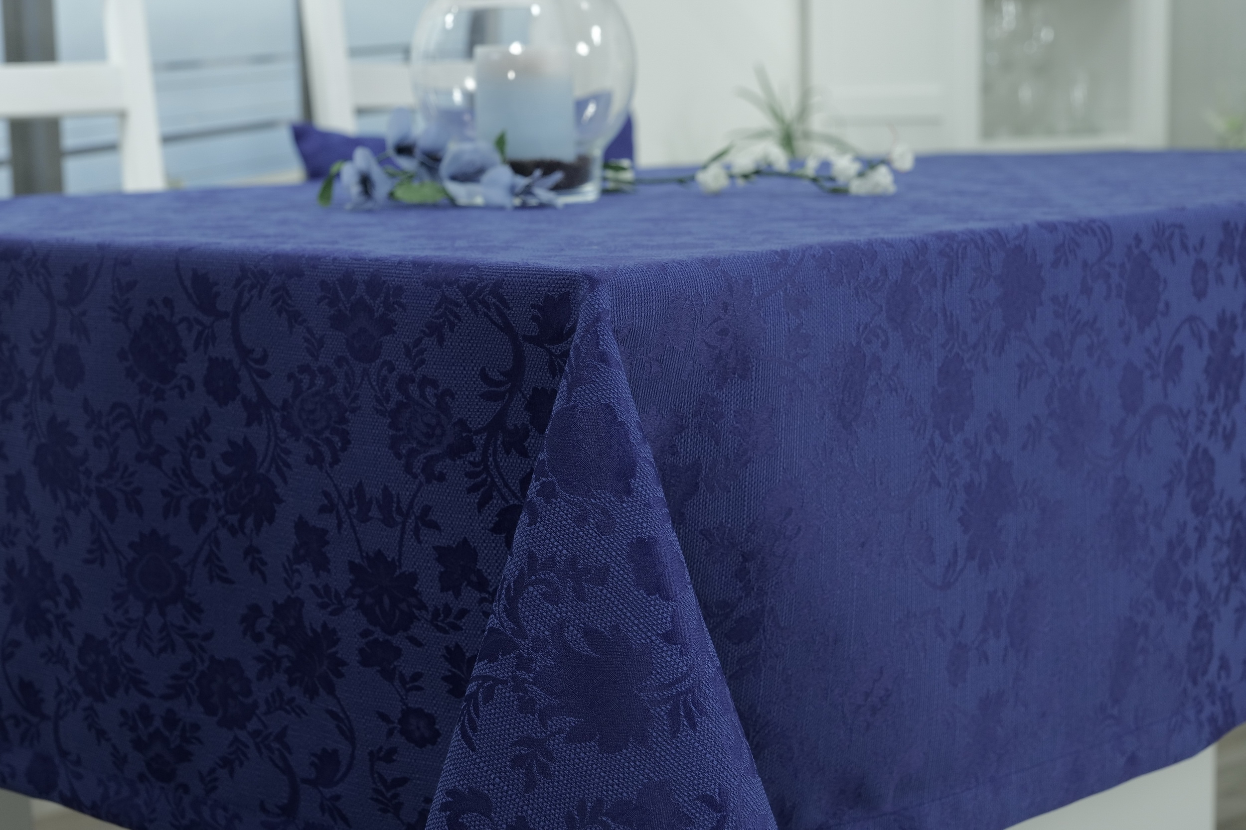 Tischdecke mit Fleckschutz Evita Blau Ranke Breite 140 cm