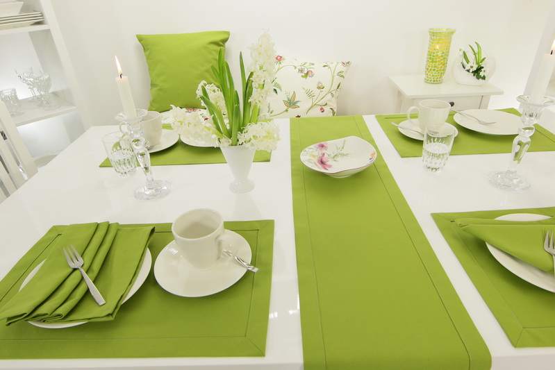Tischset Kiwi Grün basic Größe 32x42 cm