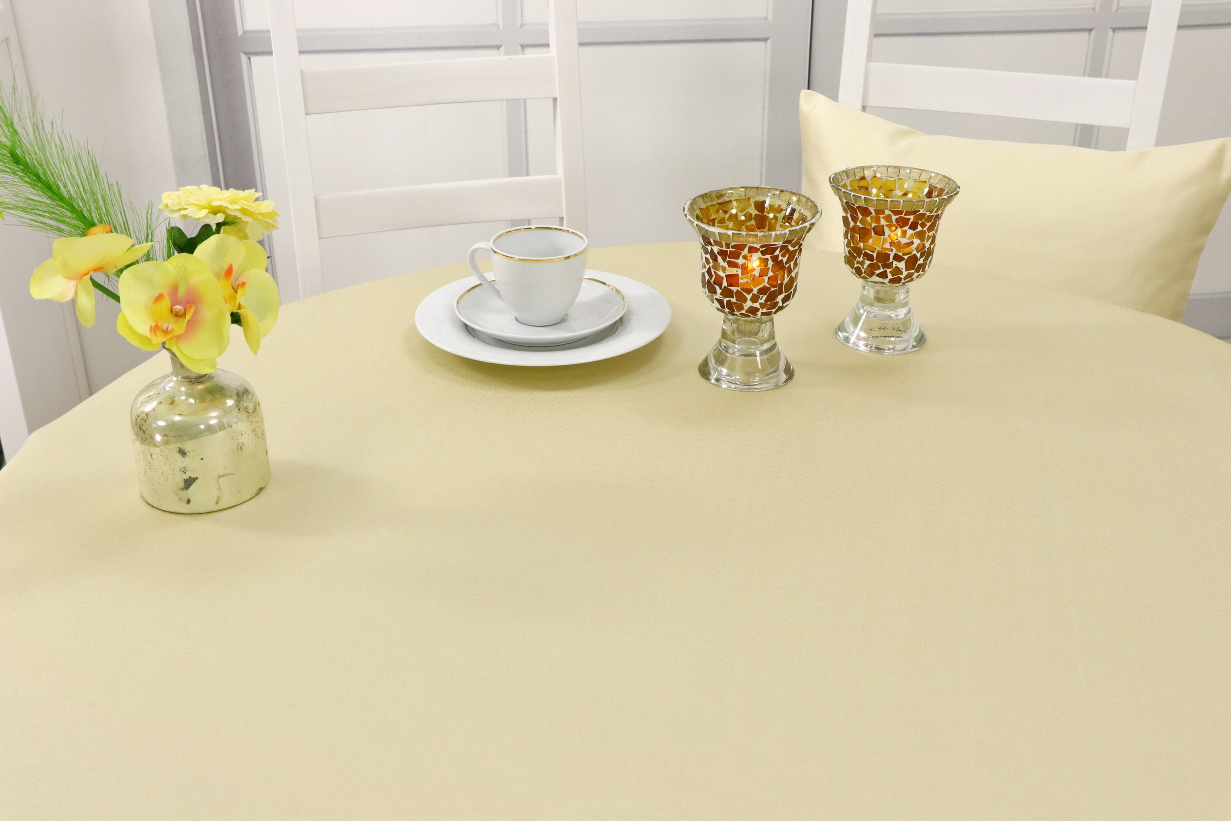 Einfarbige Tischdecke Goldfarben mit Fleckschutz Breite 100 cm OVAL