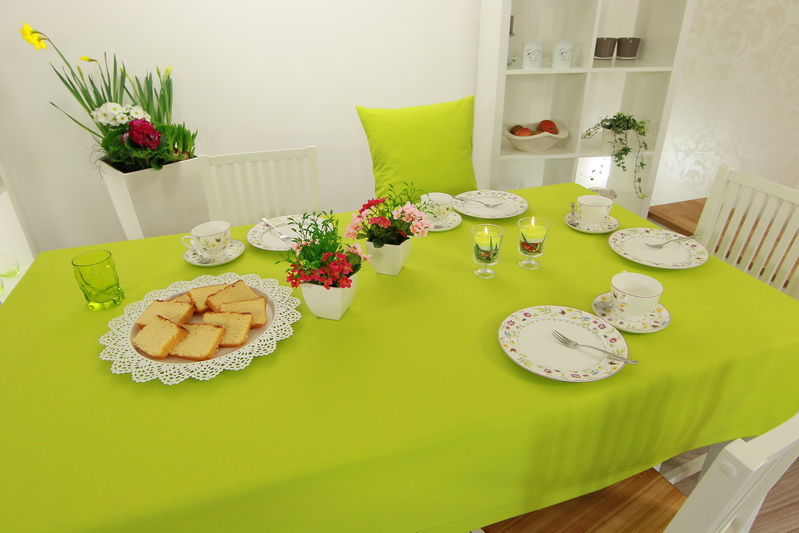 Tischdecke Frühlingsgrün uni Breite 150 cm