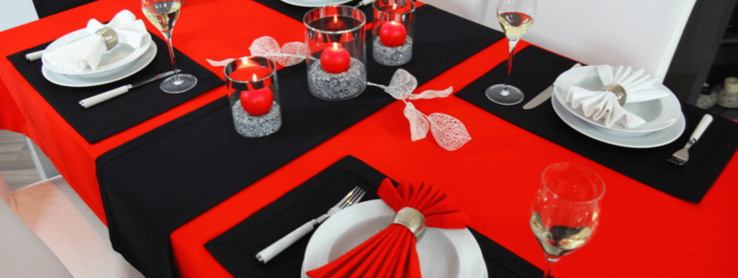 Rote Tischdecken bei TiDeko®. Tischdecken online kaufen.