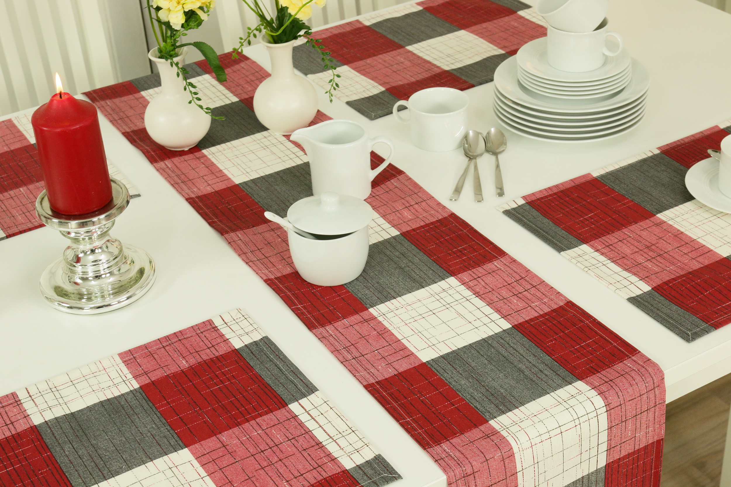 Tischläufer abwaschbar rot beige grau Karo Muster Breite 30 cm Elisa