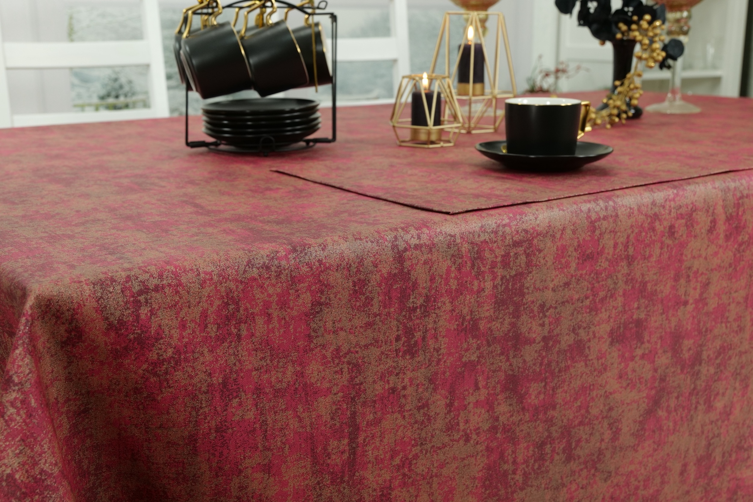 Abwaschbare Tischdecke Rot-Lila Gold marmoriert Thasos Breite 140 cm
