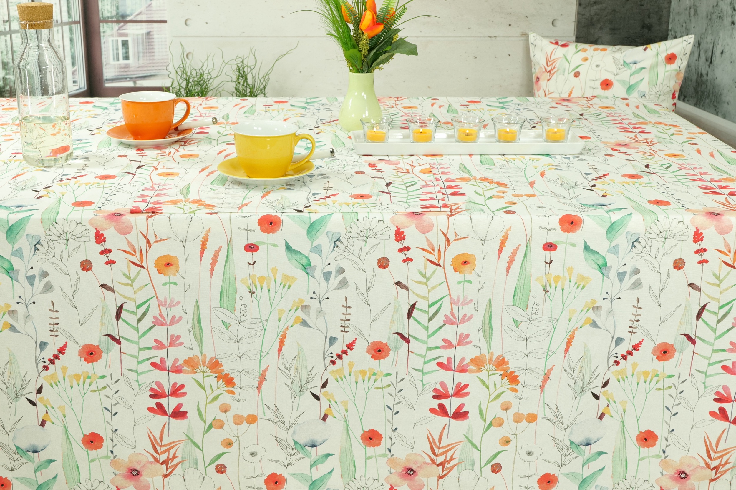 Tischdecke Garten mit Fleckschutz buntes Muster Beatrice Breite 140 cm