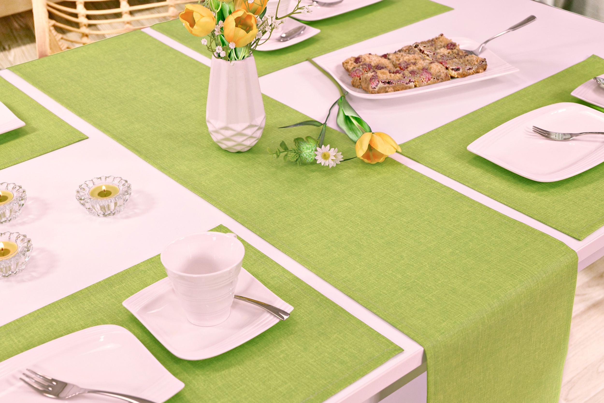 Tischläufer in Grün online kaufen | TiDeko | TiDeko® Tischdecken-Shop.de.  Tischdecken Markenqualität