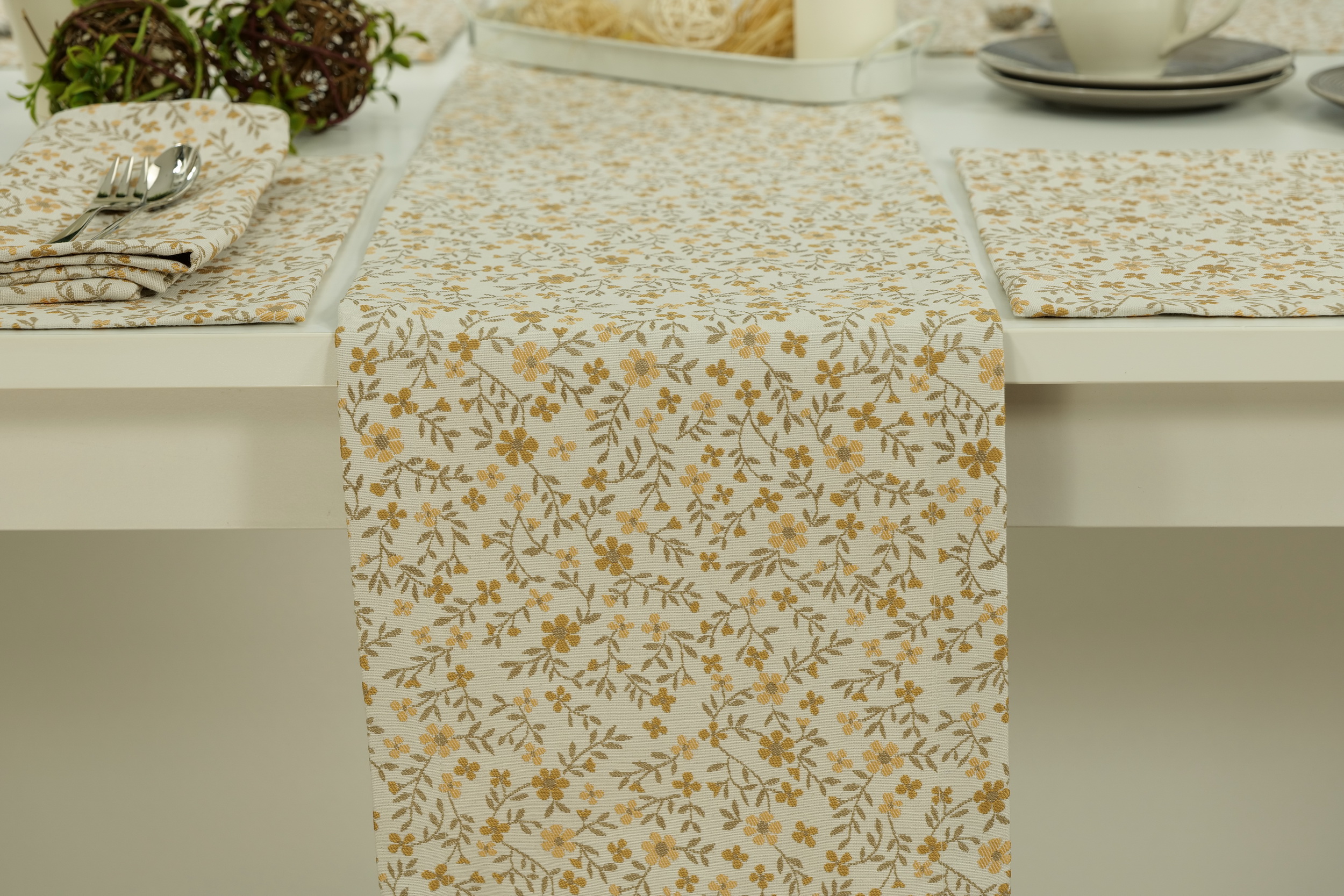 Tischläufer gemustert Blumen Gelbgold Fiorito Breite 40 cm
