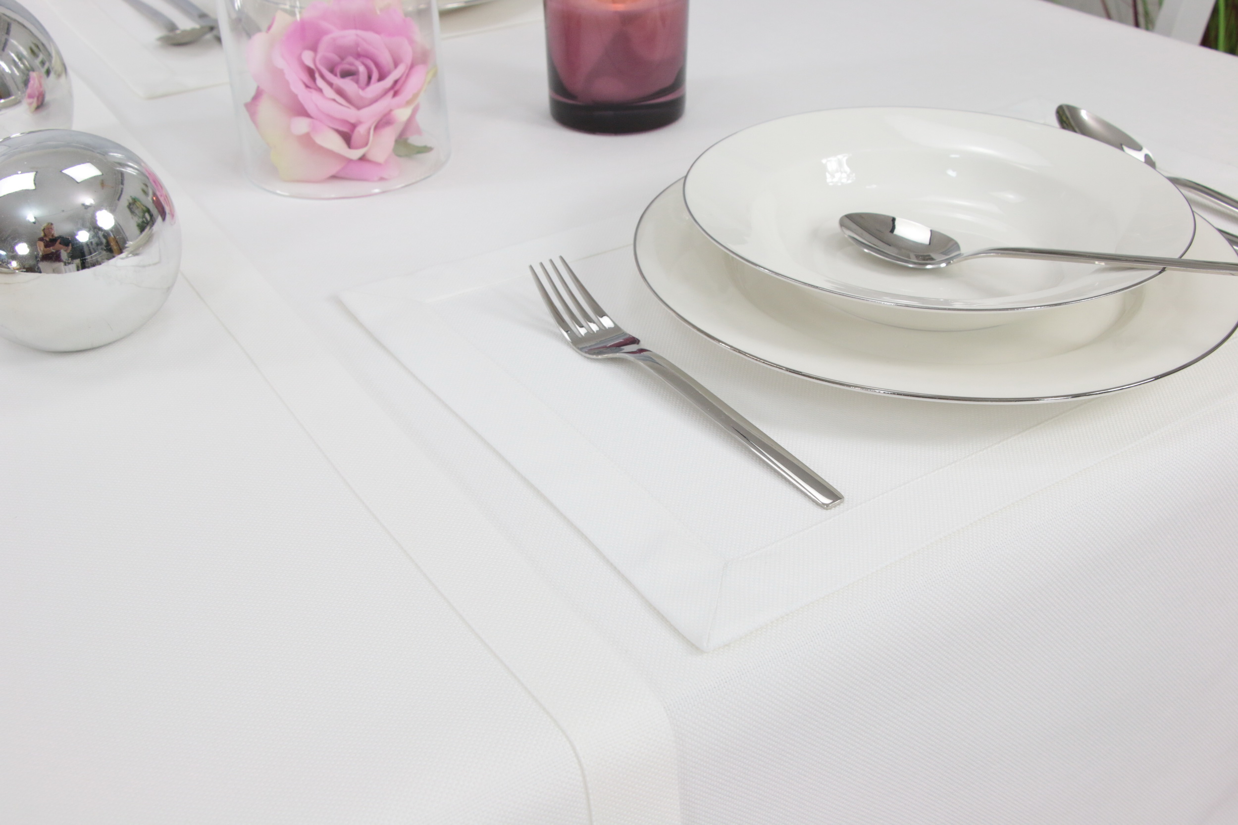 Tischset mit Fleckschutz Weiß uni Liberas Größe 30x48 cm Platzset