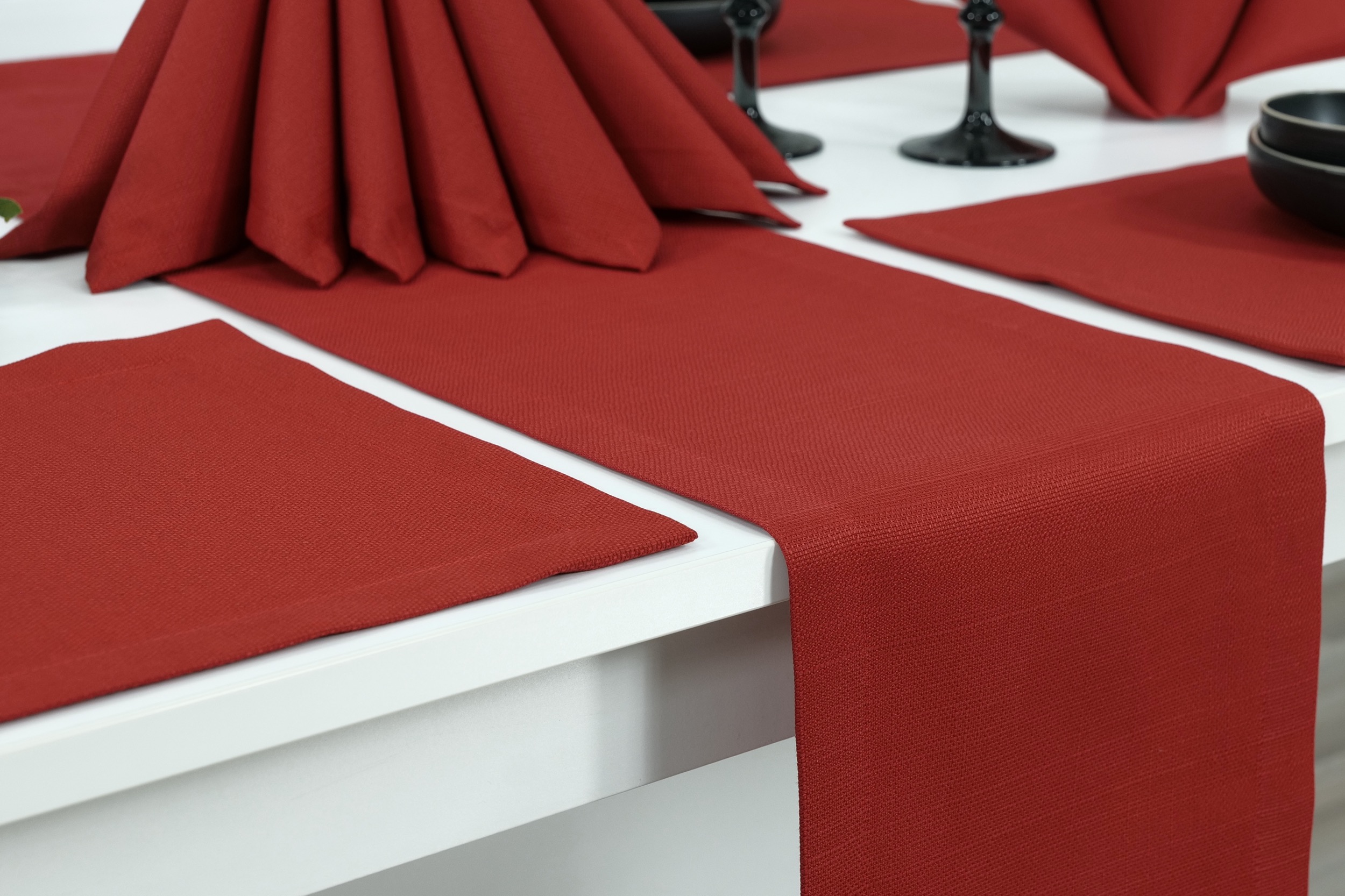 Tischläufer mit Fleckschutz  Evita Rot Uni Breite 25 cm