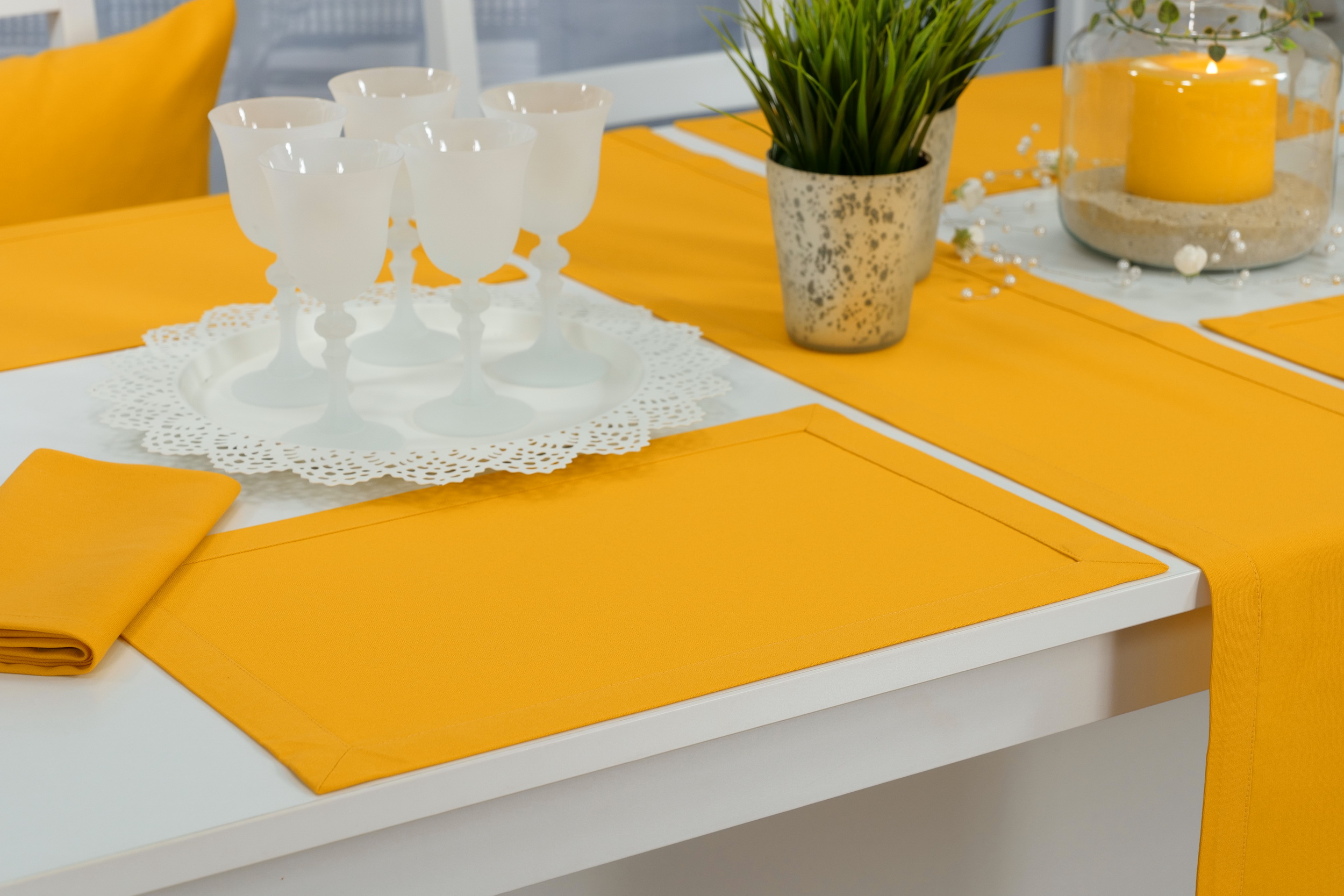 Tischset mit Fleckschutz Gelb uni Sara Größe 32x42 cm Platzset
