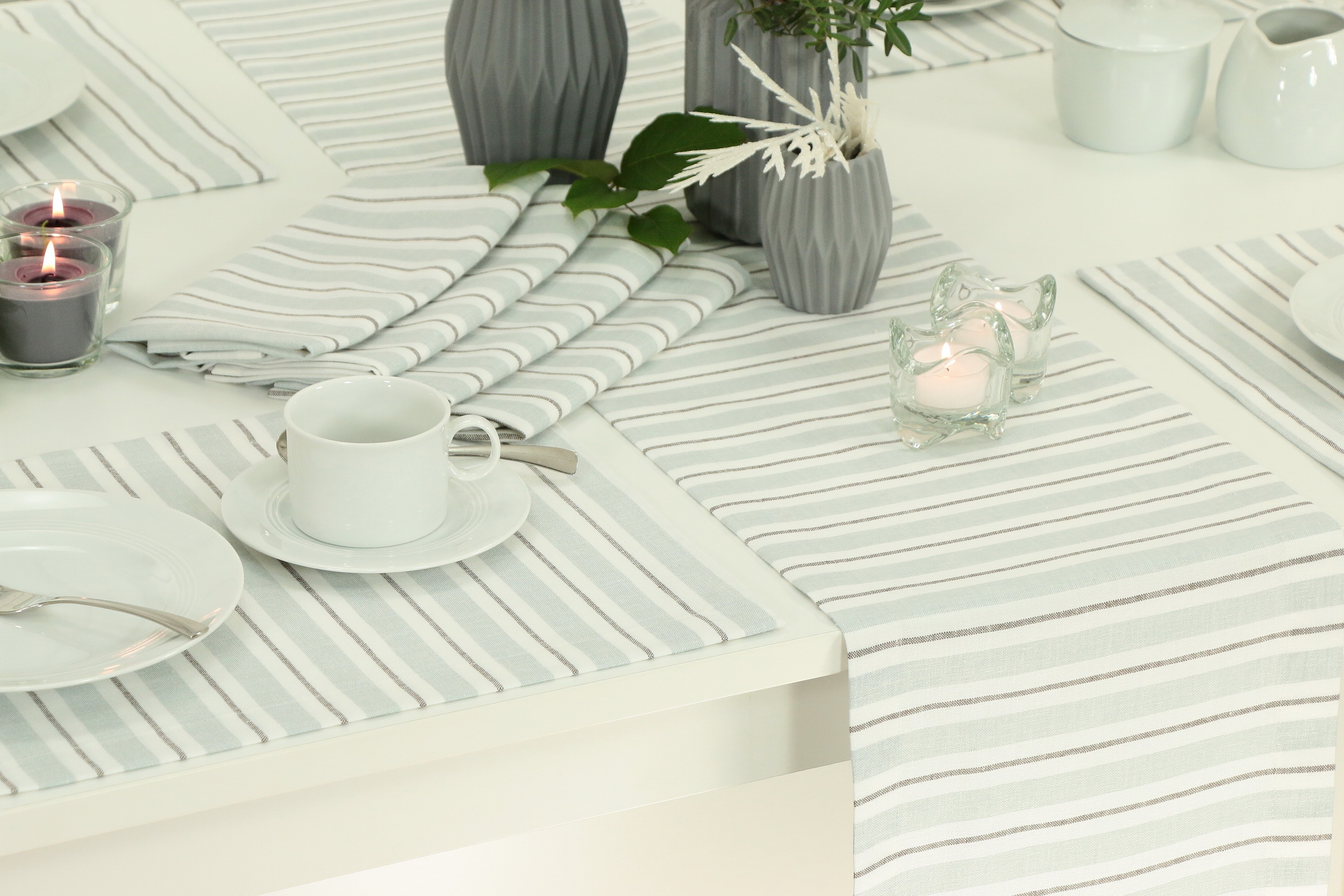 Tischläufer Halbleinen Pastell Mint gestreift Artico Breite 40 cm