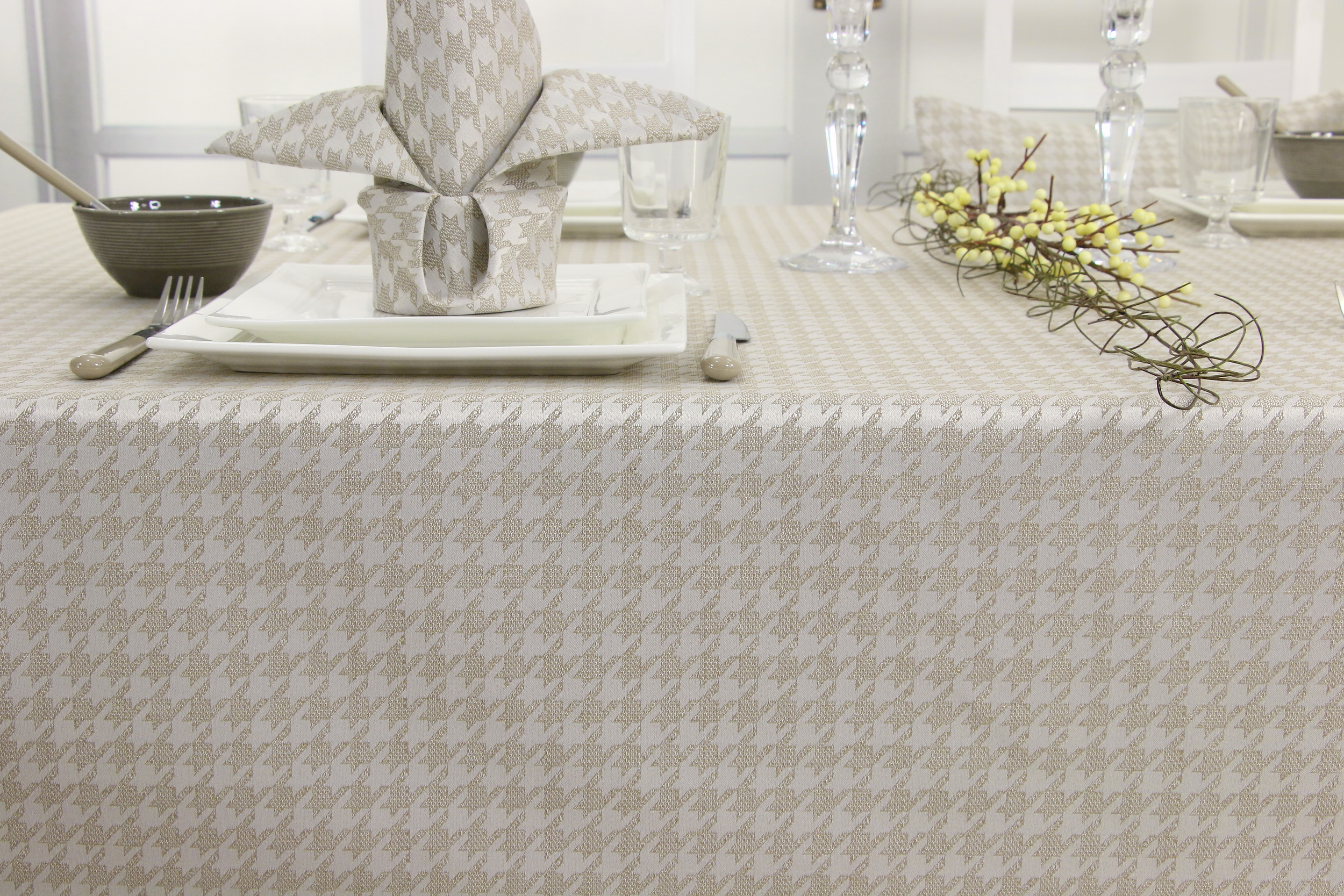 Tischdecke mit Fleckschutz Evita Perlsand Muster Breite 90 cm