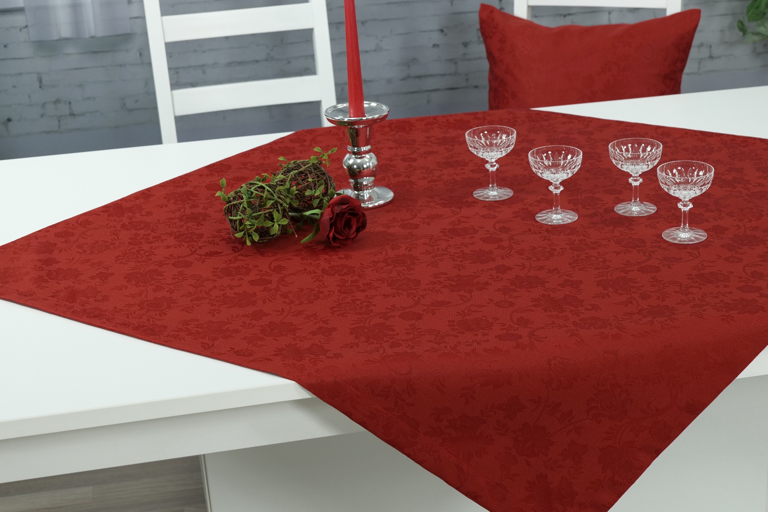 Tischdecke mit Fleckschutz Evita Rot Ranke ab 80x80 cm - 200x200 cm QUADRATISCH