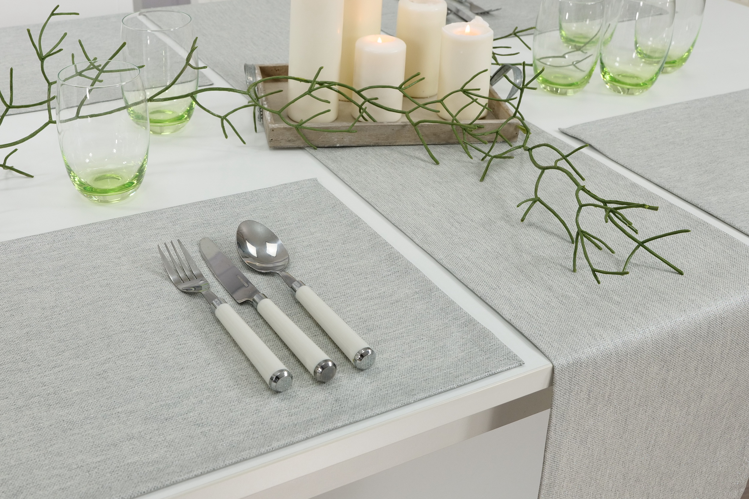 Abwaschbare Tischläufer Grau Silber Scintilla Breite 30 cm