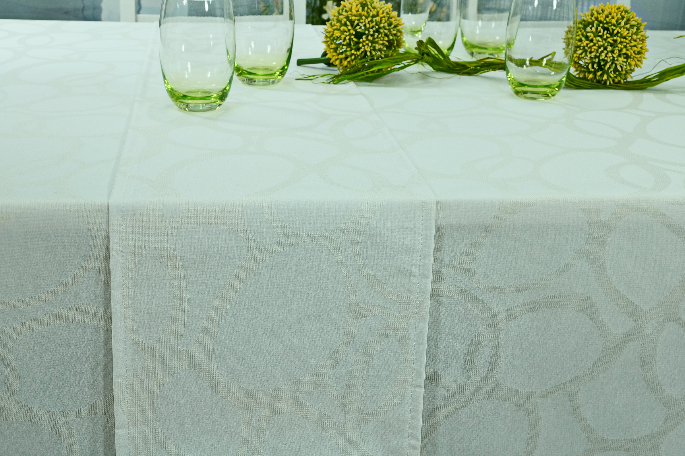 Abwaschbare Tischläufer Weiß einfarbig mit Muster Gröna Breite 25 cm