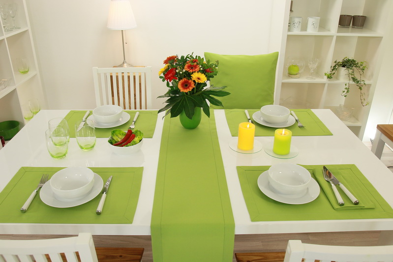 Tischset Apfelgrün einfarbig Größe 30x48 cm