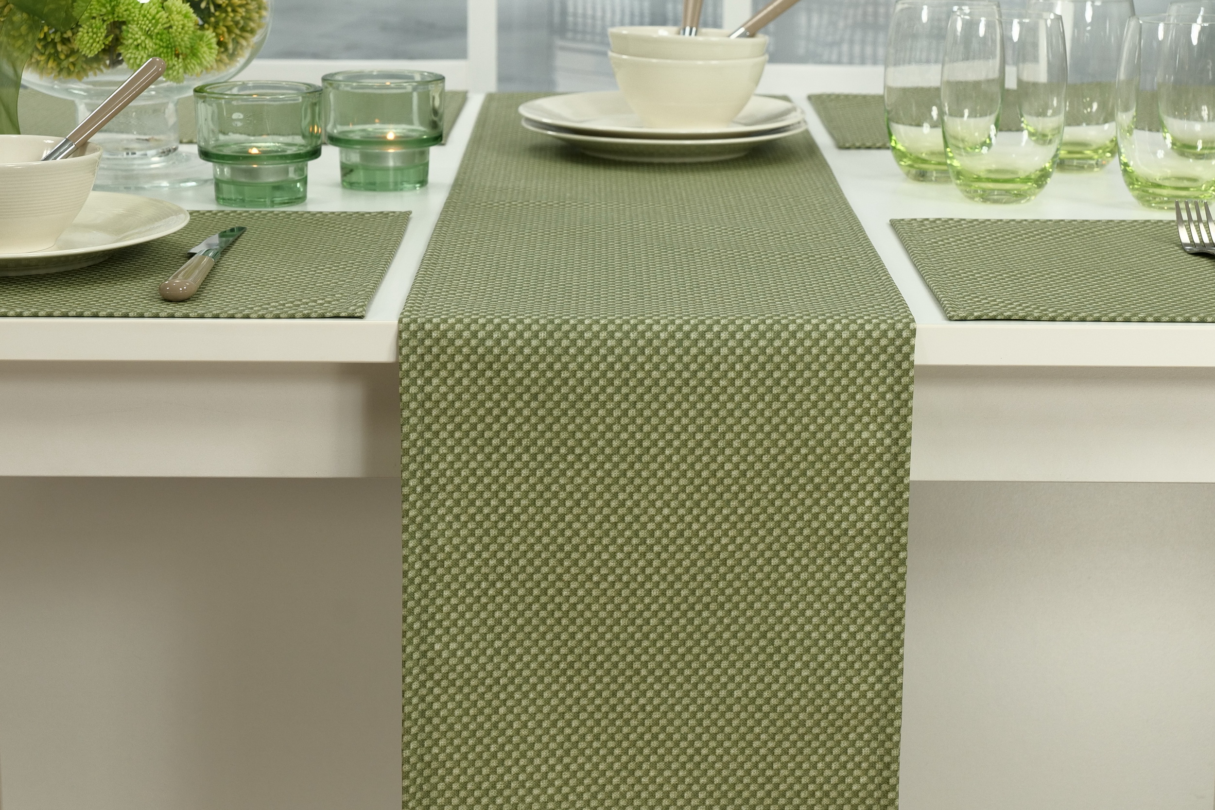 Abwaschbare Anti Rutsch Tischläufer Grün gemustert Peculiari Breite 40 cm