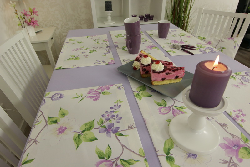 Tischset Floral mit Lavendel Blumen Größe 30x48 cm