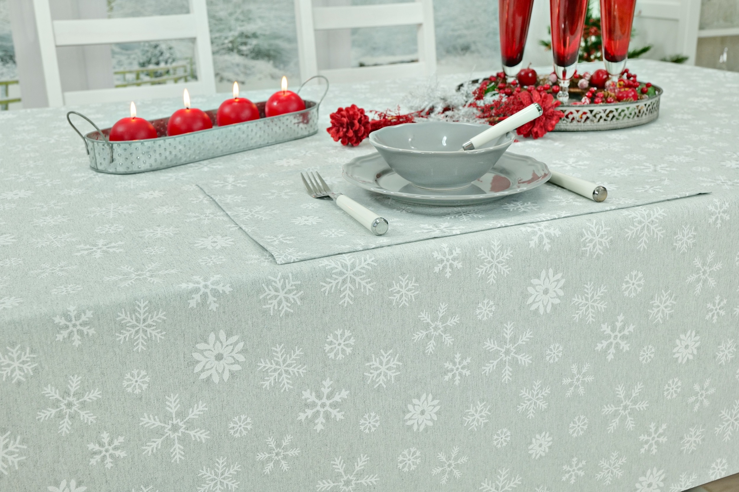 Abwaschbare Tischdecke Weihnachten Hellgrau Muster Schneeflocken Breite 90 cm