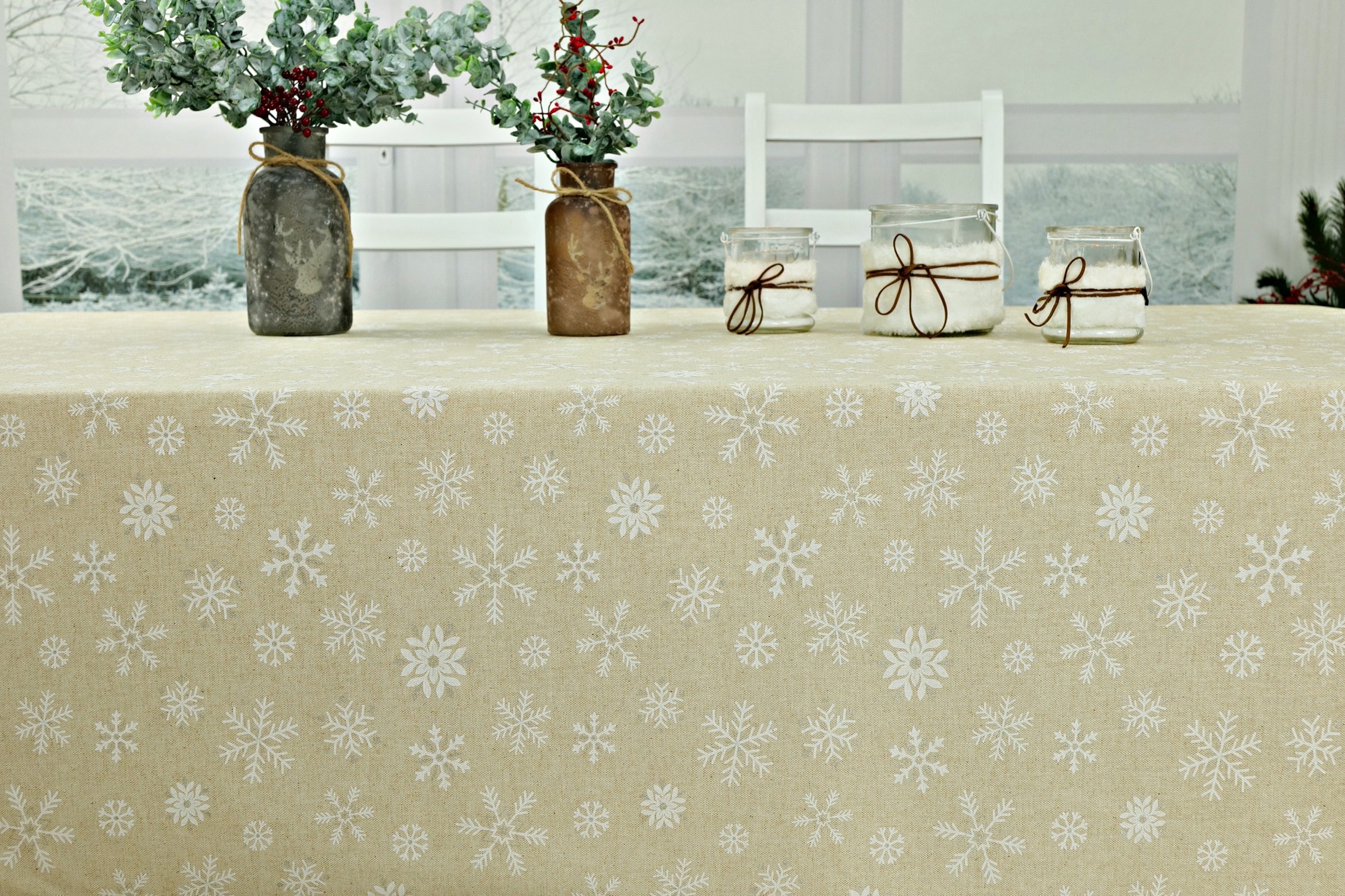 Abwaschbare Tischdecke Weihnachten Beige Muster Schneeflocken Breite 110 cm