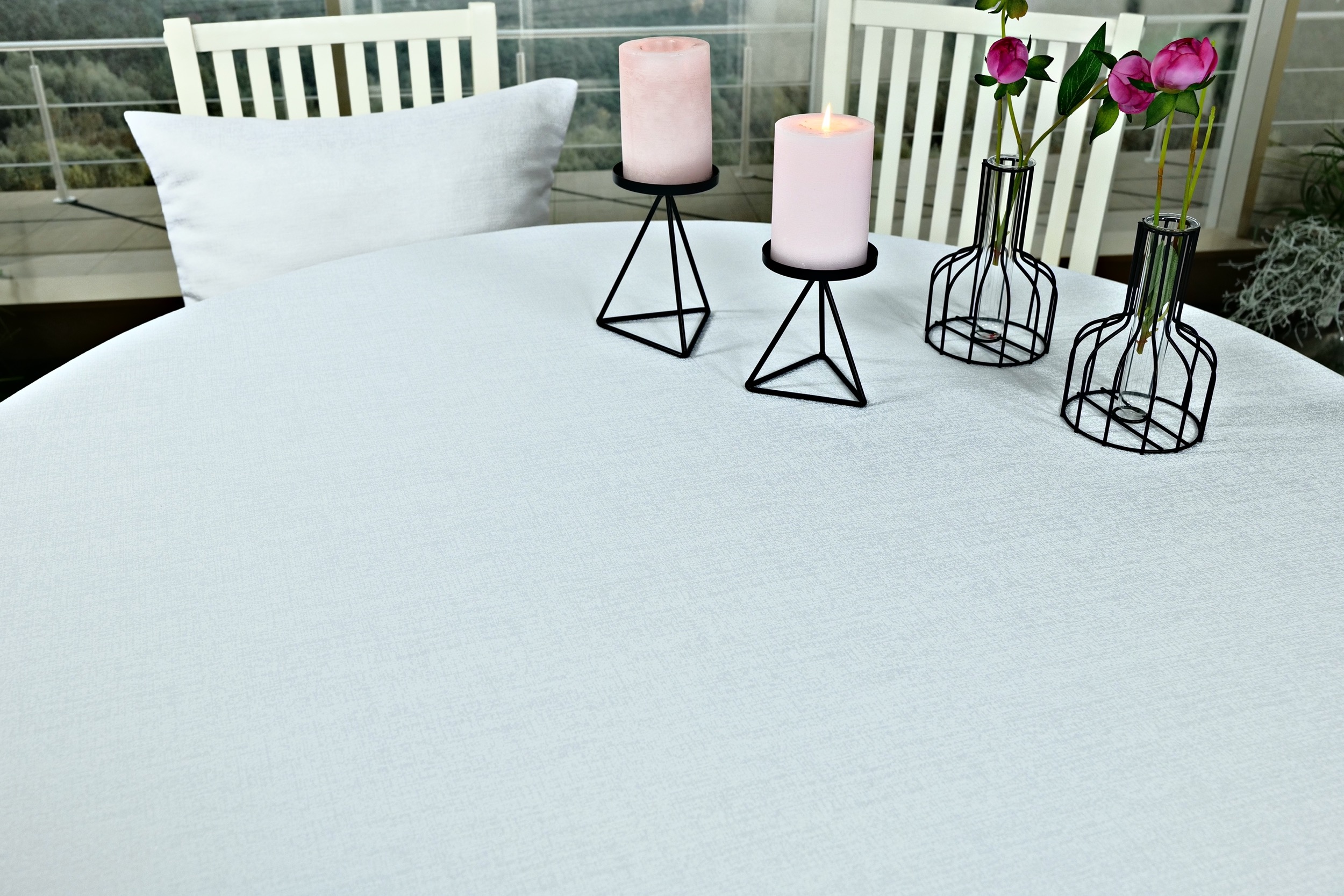 Tischdecke mit Fleckschutz Weiß Muster dezent klassisch Jana Breite 130 cm OVAL