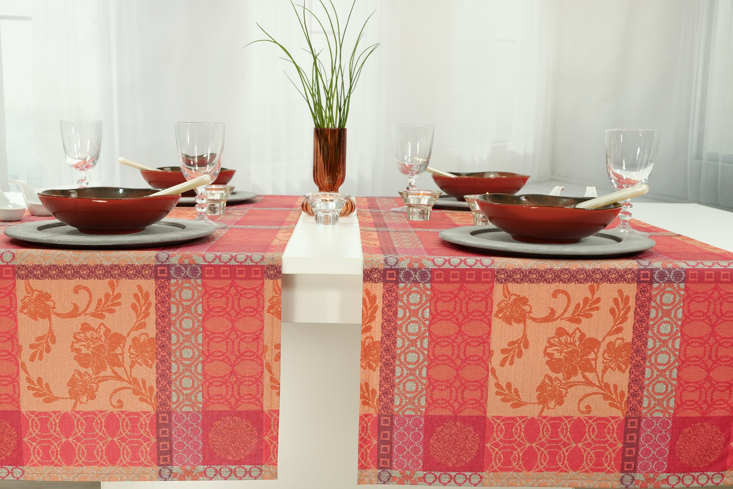 Abwaschbare Tischläufer Jacquard Rot Orange gemustert Laura Breite 25 cm