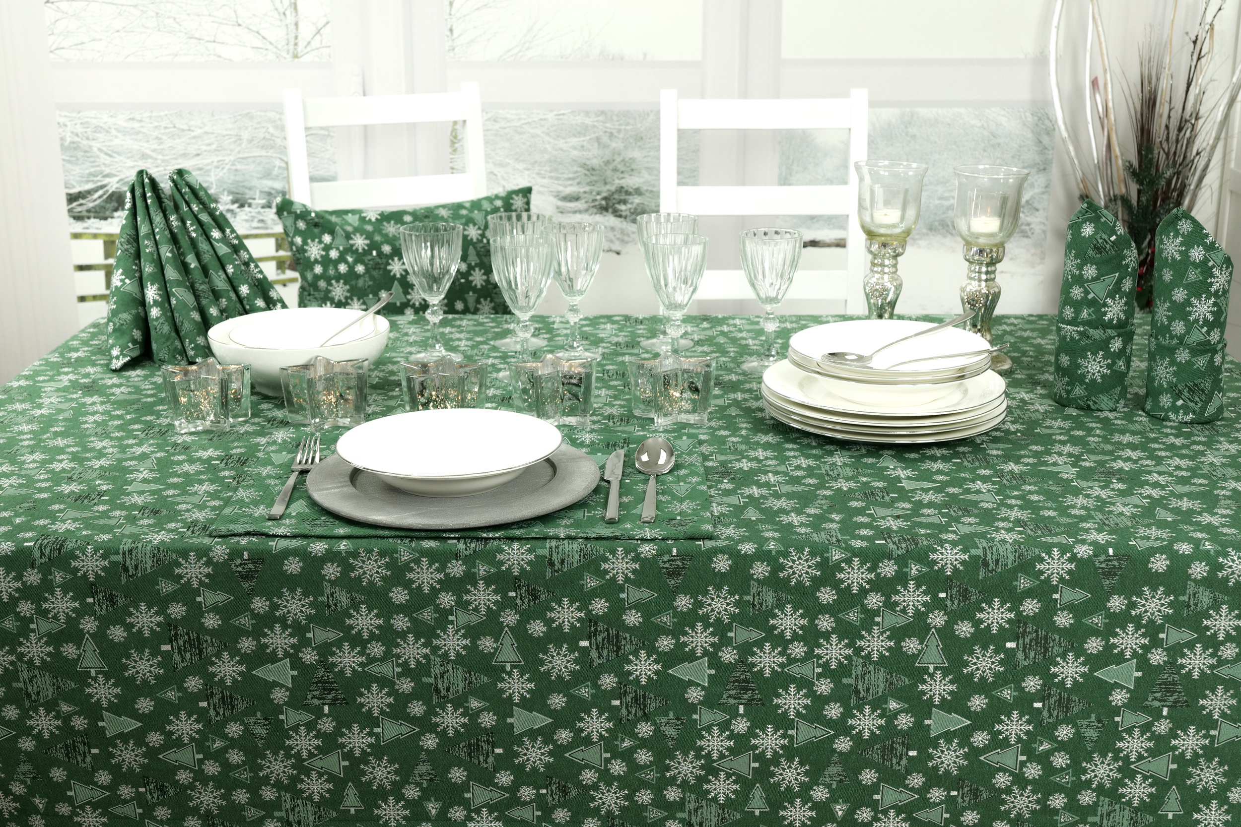 Weihnachtstischdecke Grün Silber Muster Festlichkeit Breite 150 cm