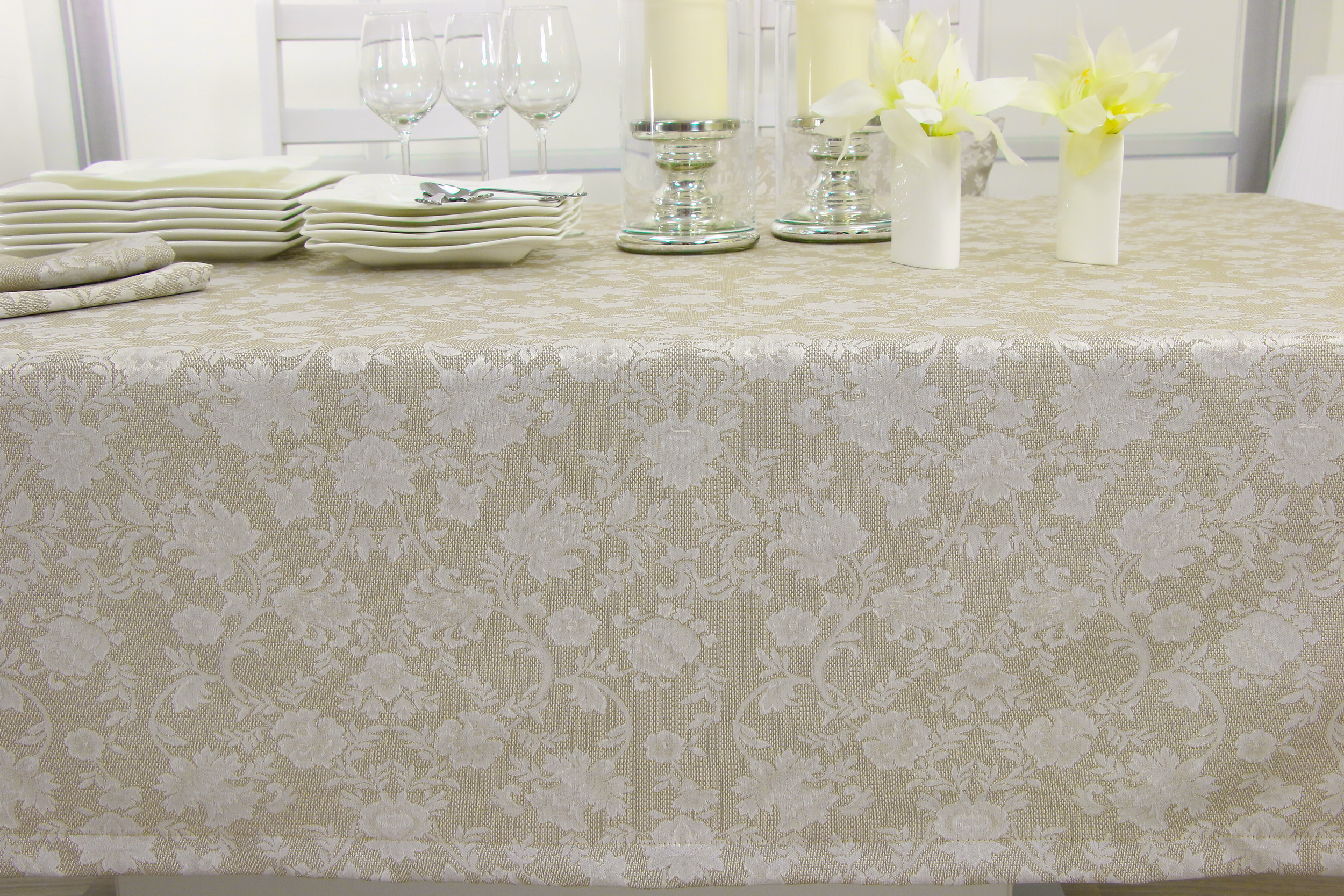Tischdecke mit Fleckschutz Evita Perlsand Ranke Breite 180 cm