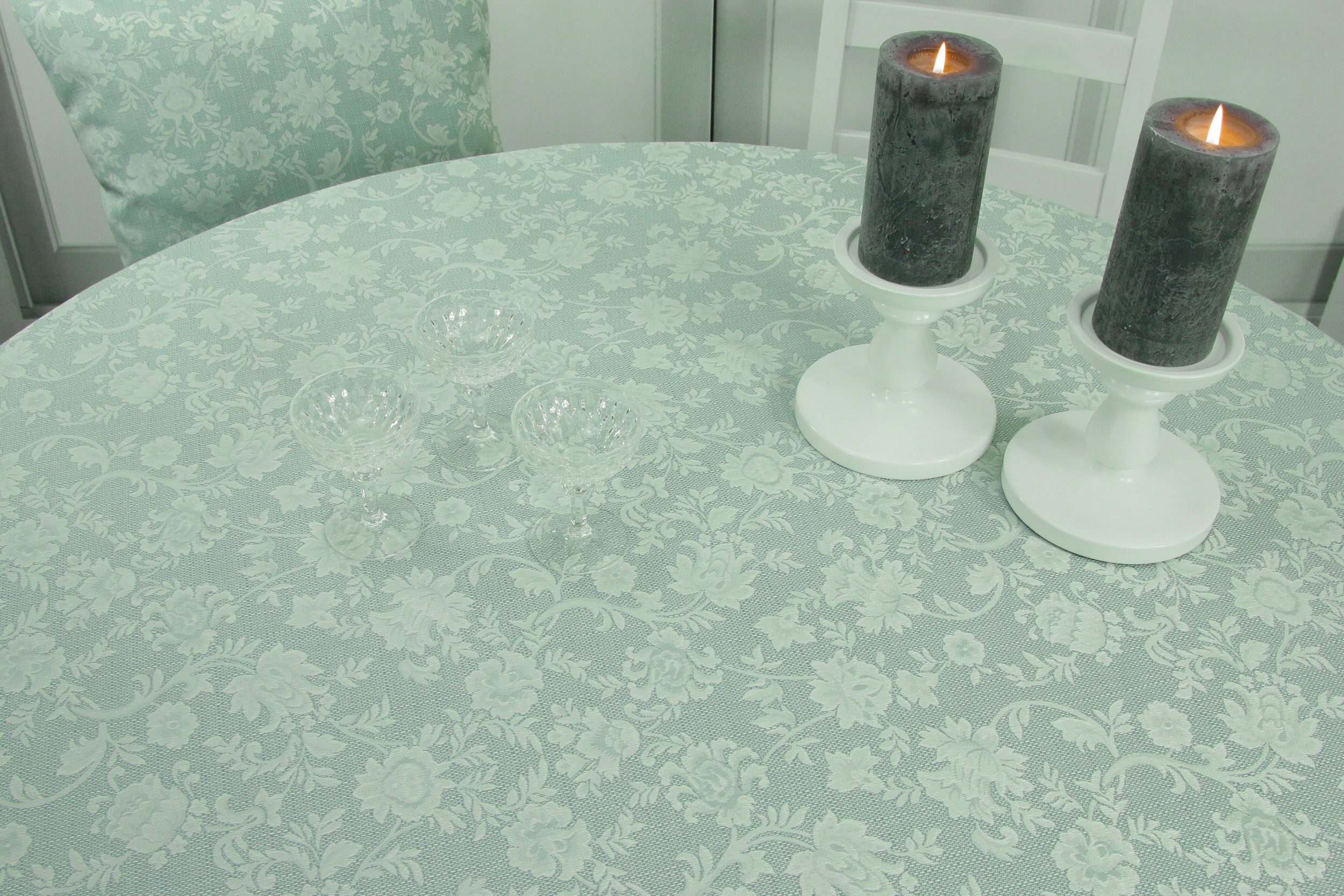 Tischdecke mit Fleckschutz Evita Perlmint Ranke Breite 100 cm OVAL