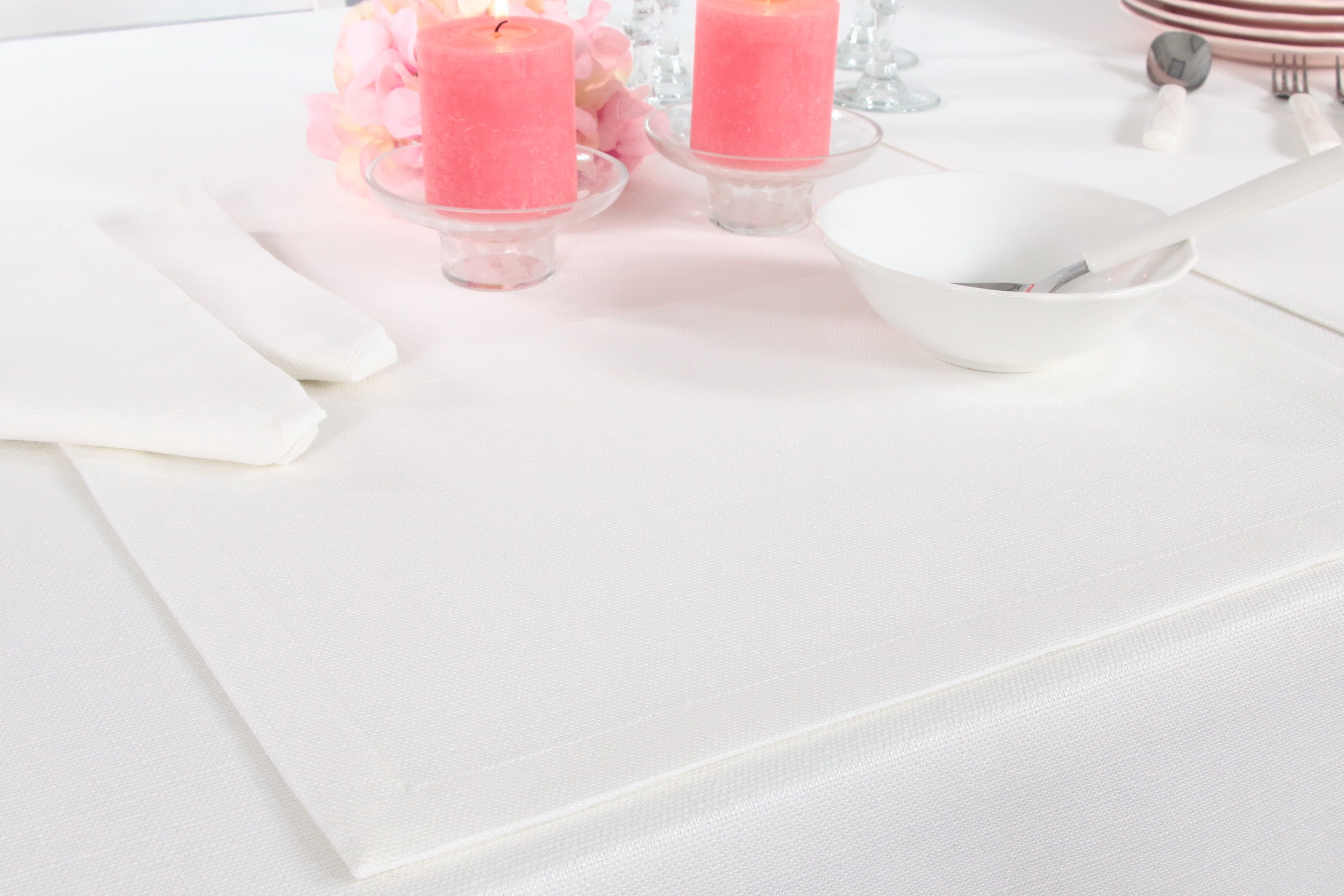 Tischset mit Fleckschutz Evita Perlweiß uni Größe 30x48 cm Platzset