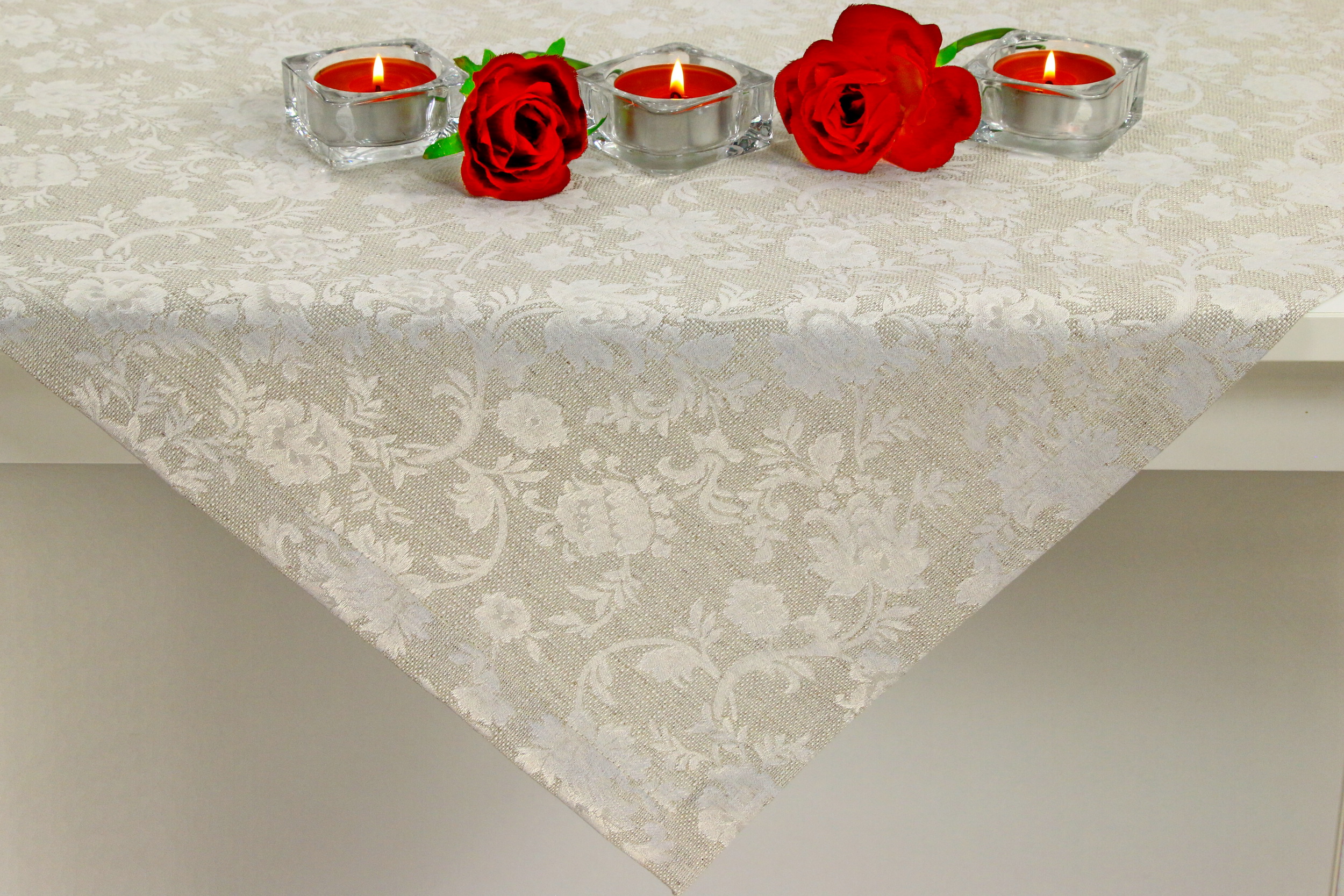 Tischdecke mit Fleckschutz Evita Perlbeige Ranke ab 80x80 cm - 200x200 cm QUADRATISCH