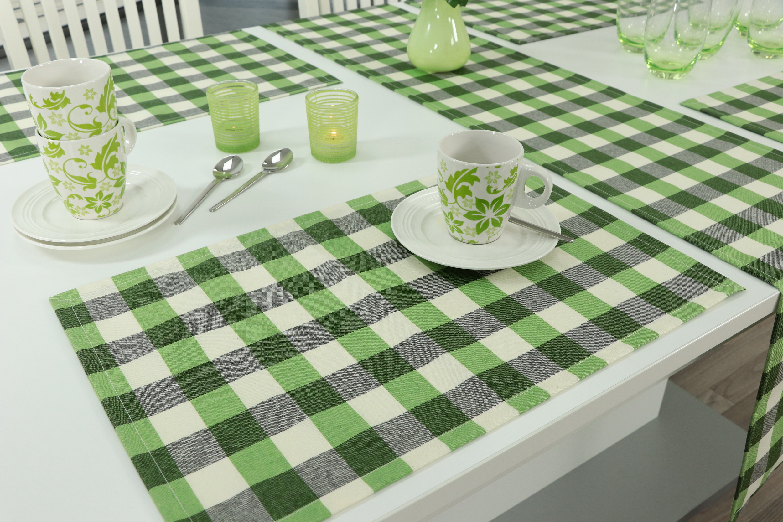 Tischset abwaschbar Grün Karo Marisa Größe 30x48 cm Platzset