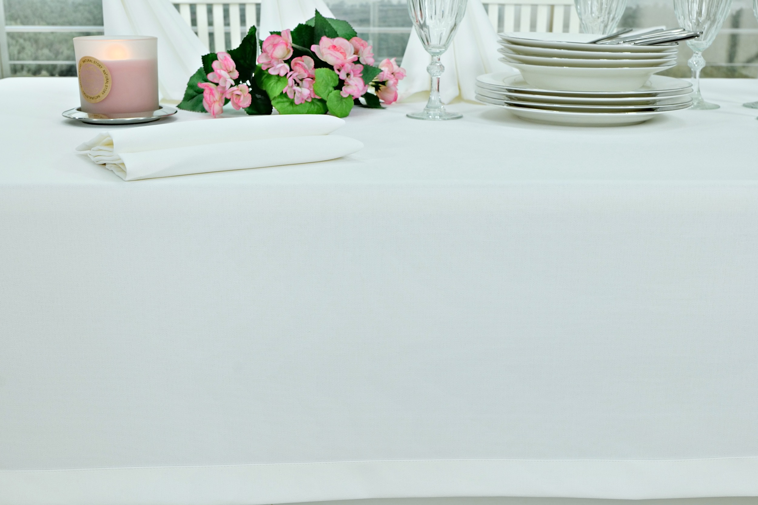 Tischdecke mit Fleckschutz Weiß uni Leinenoptik Valerie Breite 150 cm