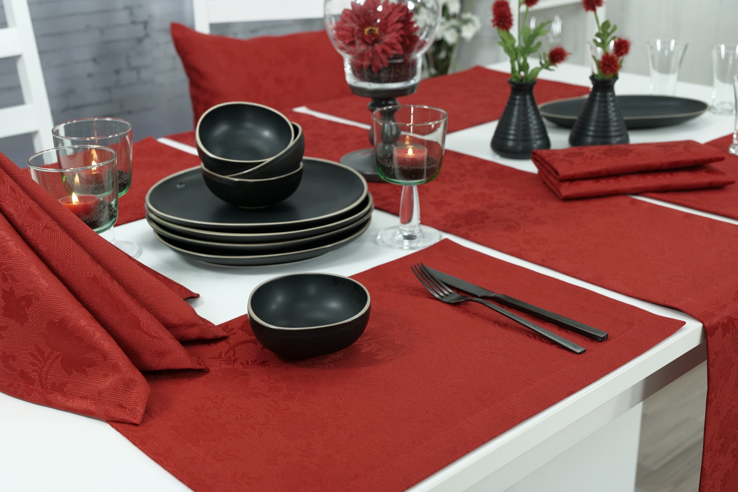 Tischset mit Fleckschutz Evita Rot Ranke Größe 30x48 cm Platzset