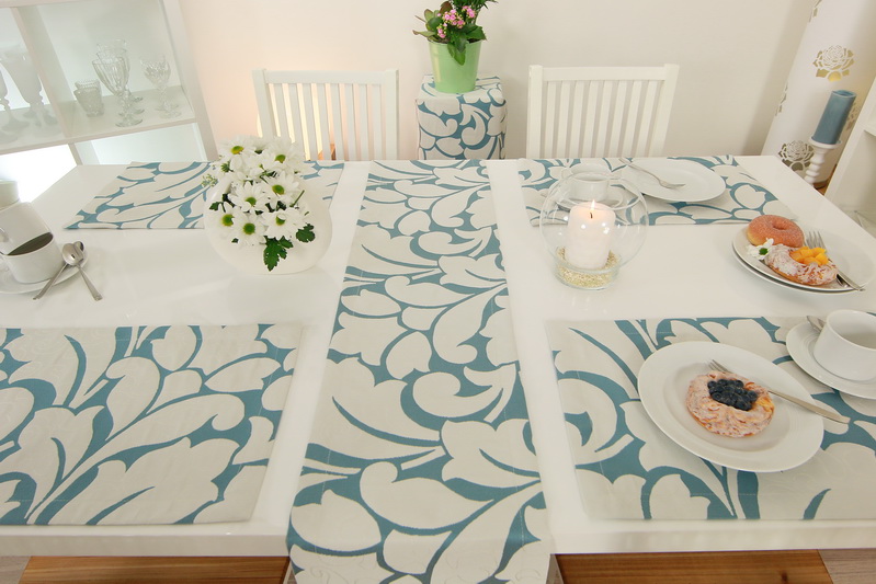 Tischset Queens Azurblau Muster Größe 32x42 cm