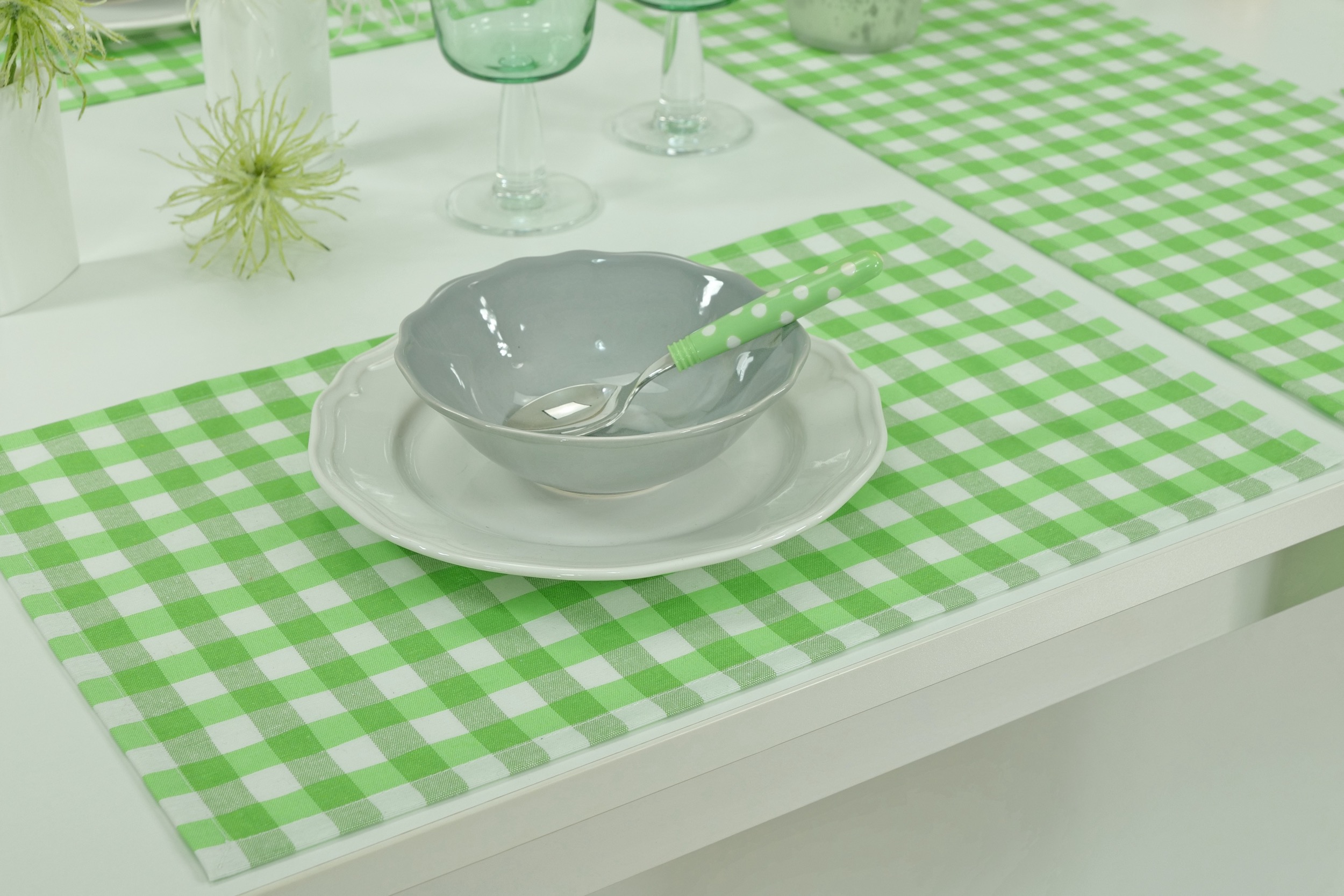 Tischset abwaschbar Karo Maigrün Weiß Bavaria Größe 32x42 cm Platzset