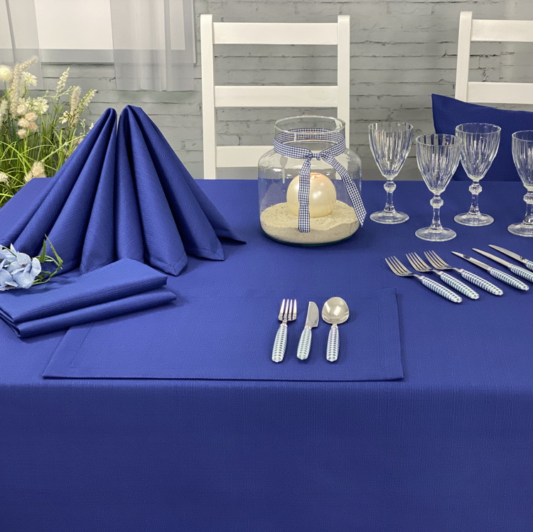 Neue Tischdecken: Kollektion EVITA in Blau
