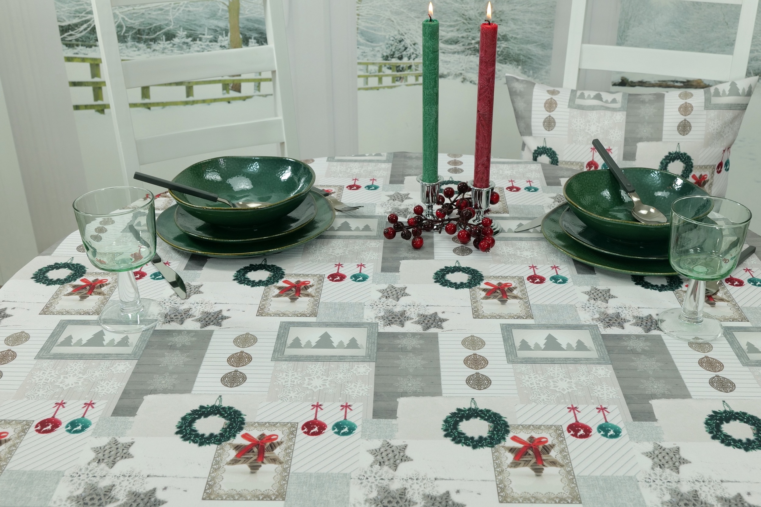 Weihnachtliche Tischdecke mit Fleckschutz Noel Breite 90 cm OVAL