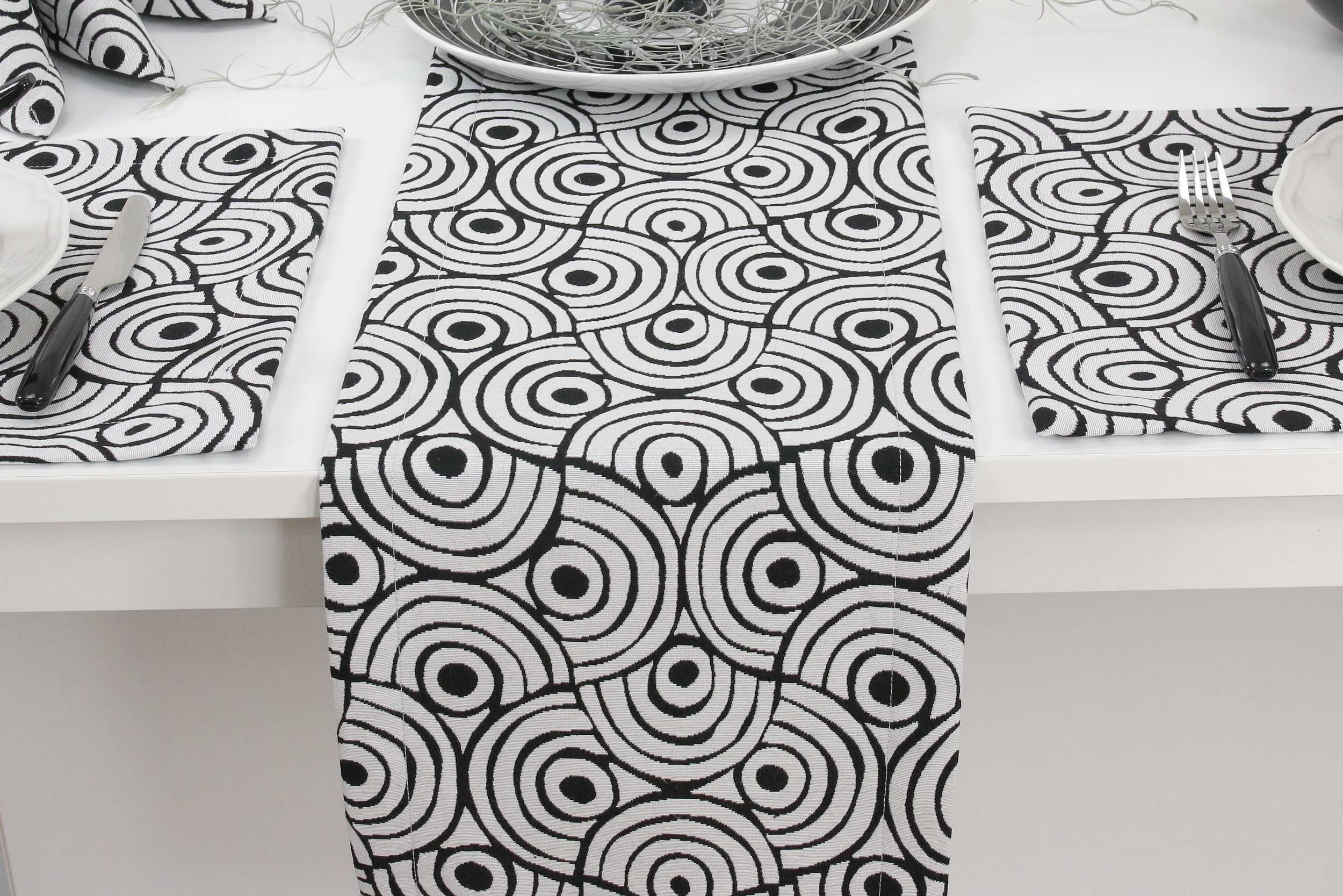 Tischläufer Hellgrau Retro Kreise Negro Breite 40 cm