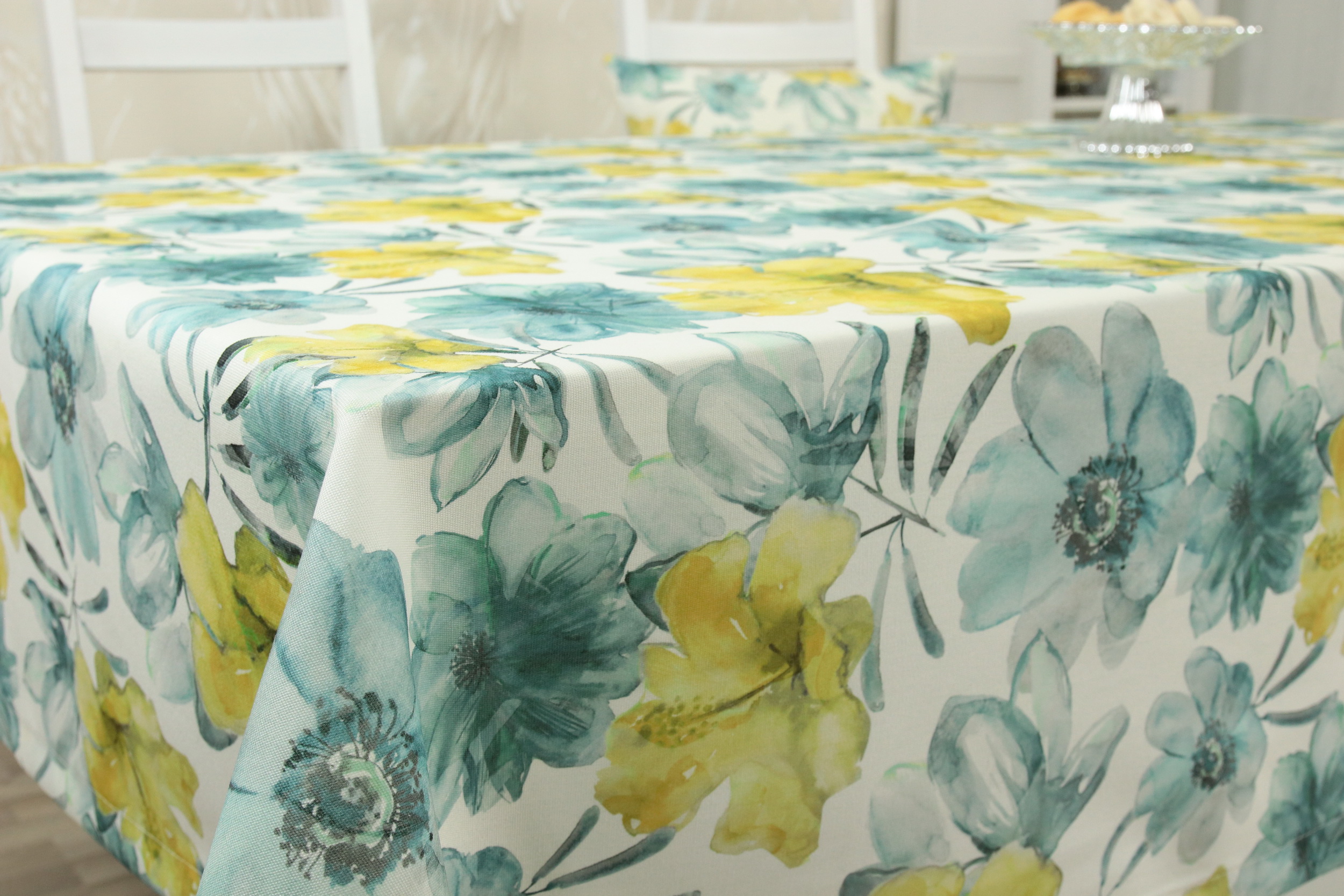 Tischdecke mit Fleckschutz Ozeanblau Flower Muster Breite 90 cm