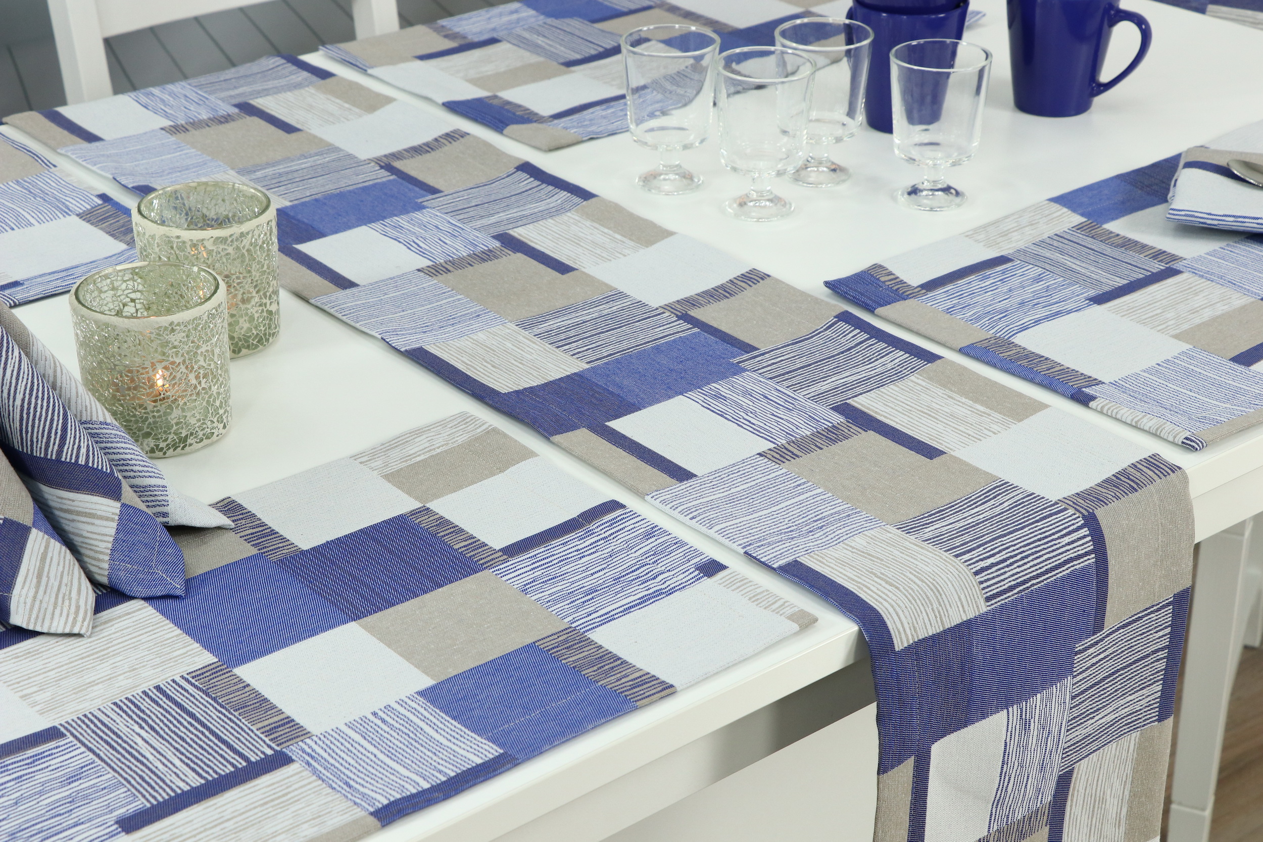 Design Tischläufer Patchwork Blau Boston Breite 40 cm