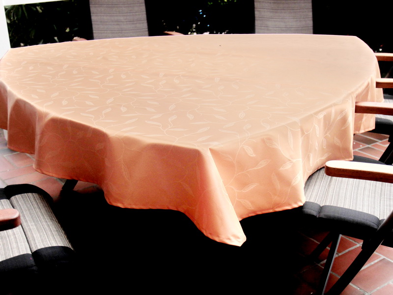 Spezialanfertigung und individuelle Anfertigung von Tischdecken, Tischwäsche und Tischtücher