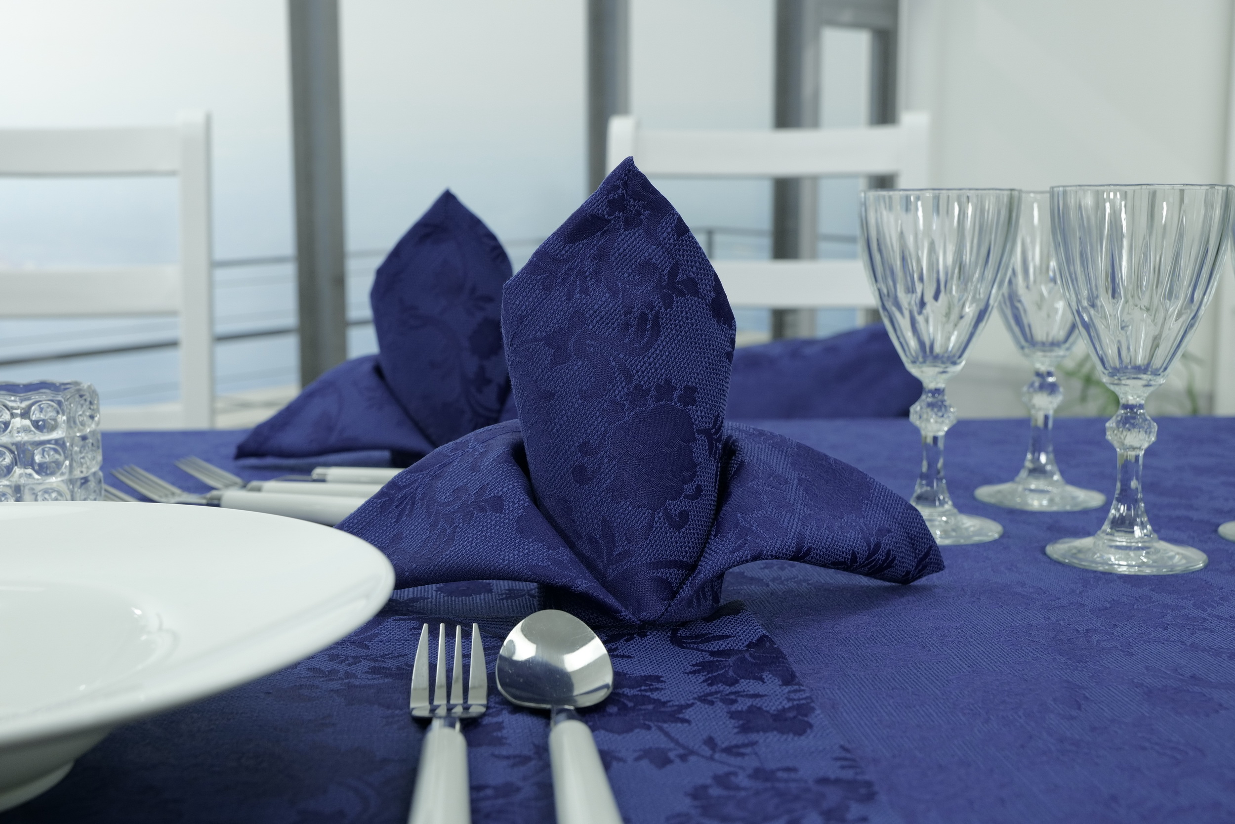 Tischdecke mit Fleckschutz Evita Blau Ranke ab 80 cm bis 200 cm RUND