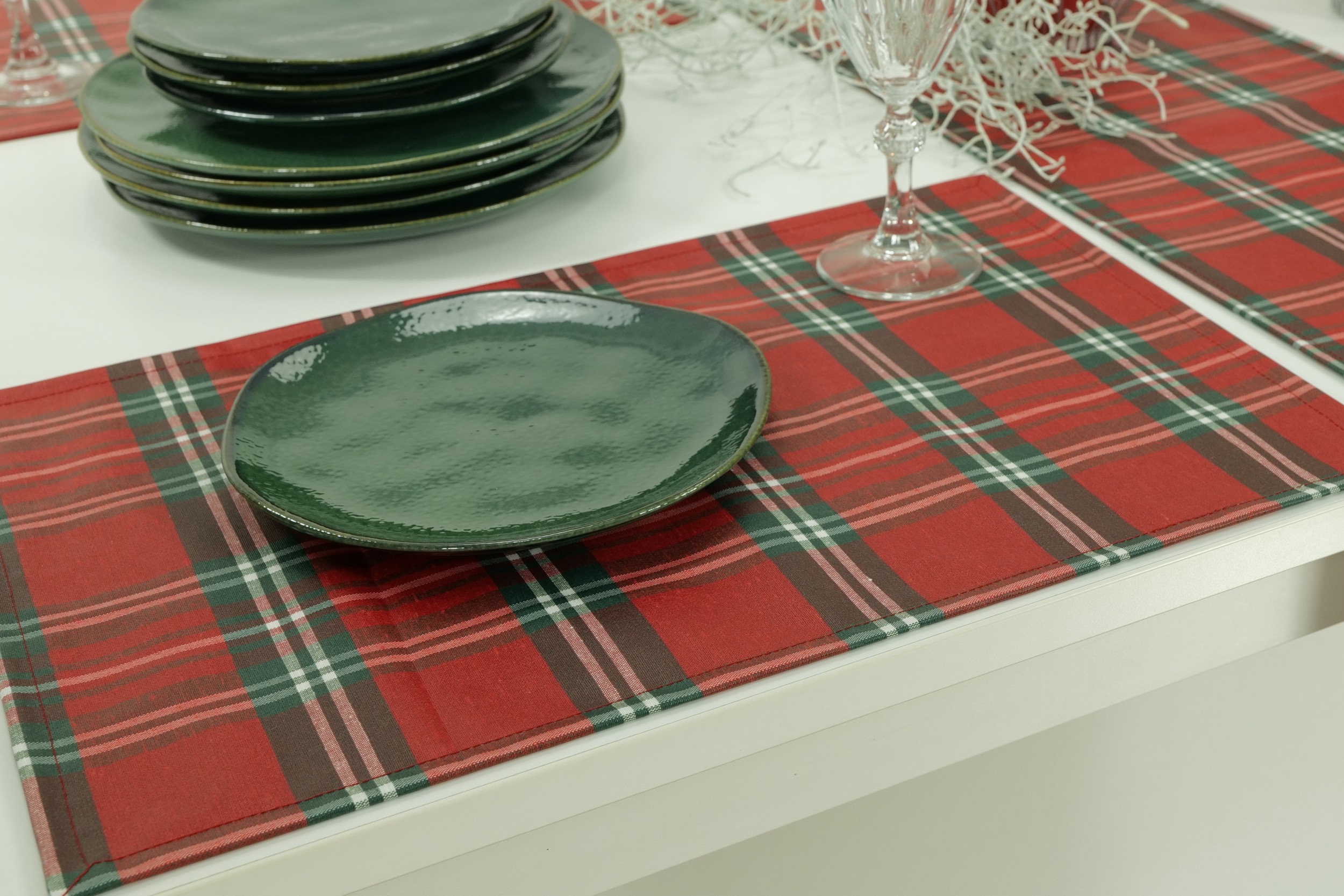 Tischset abwaschbar Rot Grün Weiß Kariert Tartan Größe 32x42 cm Platzset