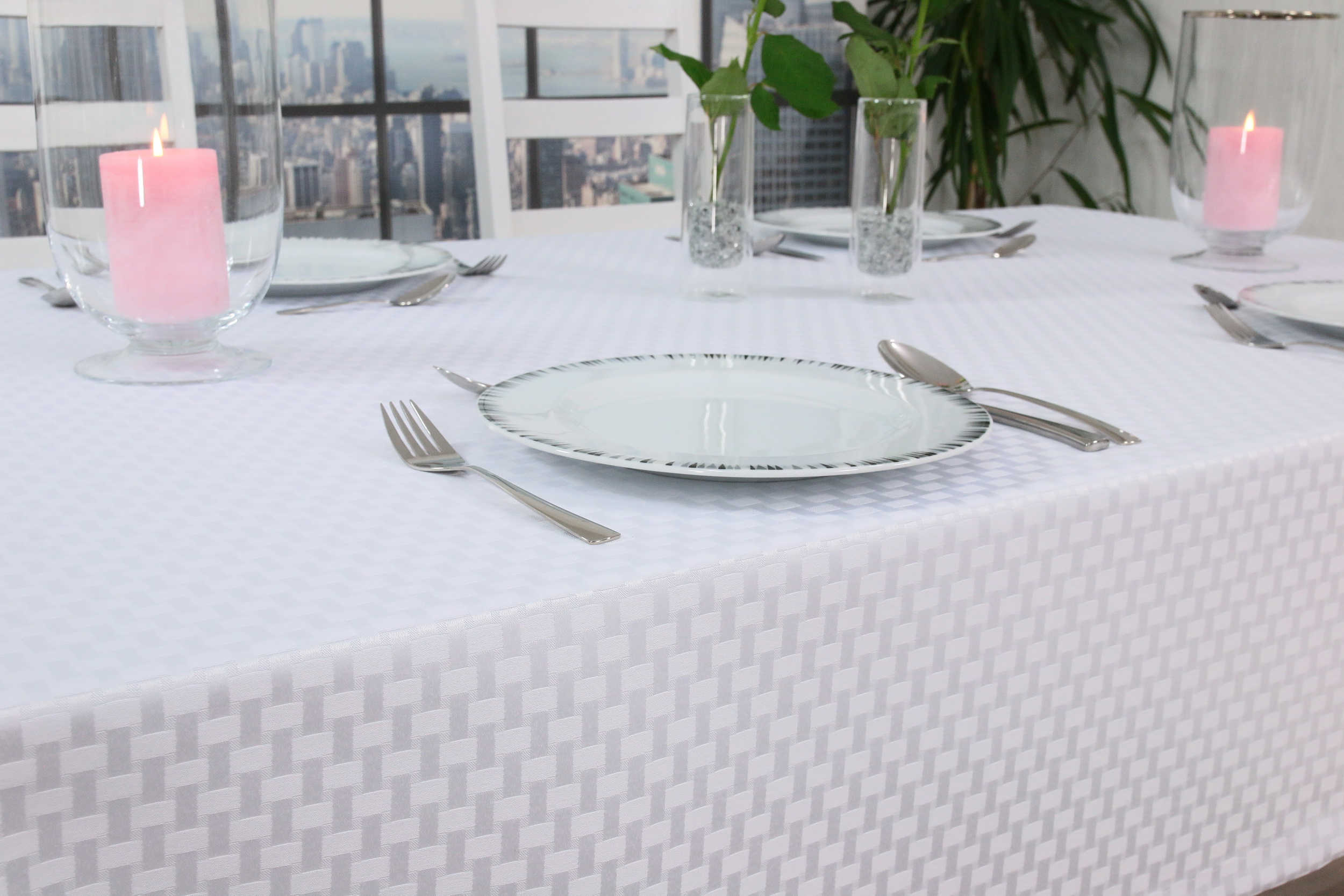 Weiße Tischdecke Karo mit Fleckschutz Ella Breite 90 cm