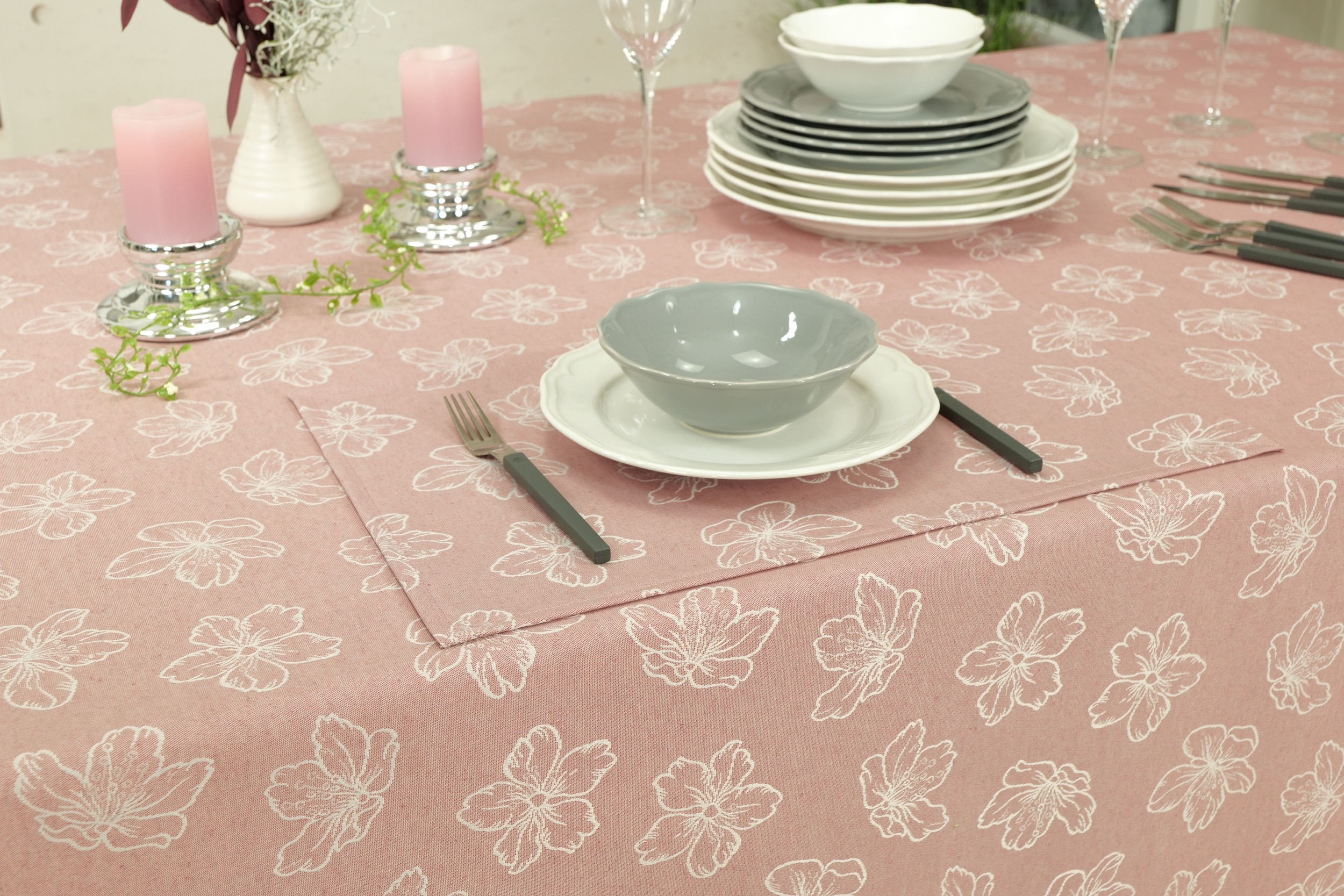 Tischdecke abwaschbar Rosa Muster Blumen Adele Breite 90 cm