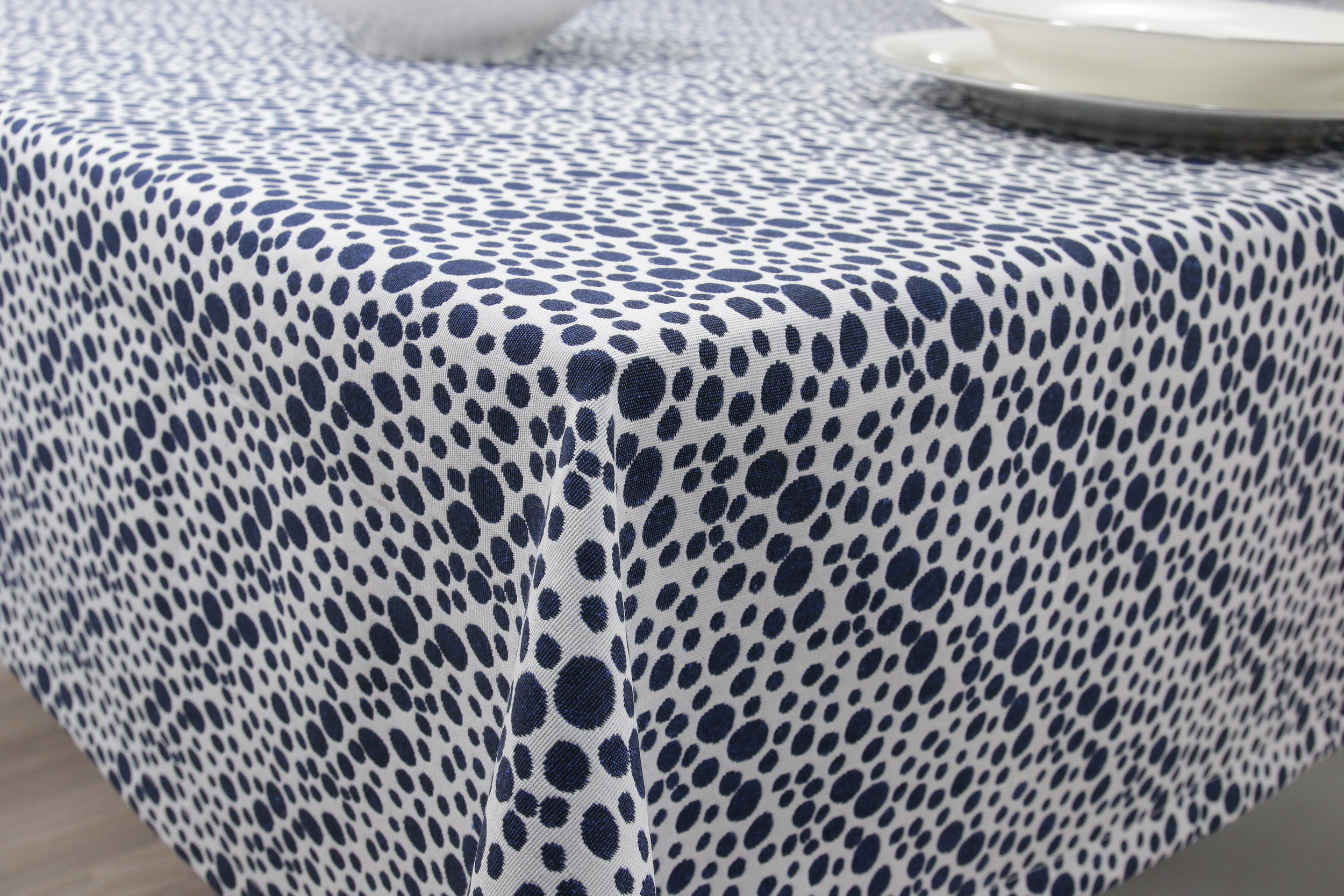 Tischdecke Hellgrau Marineblau gepunktet Breite 160 cm