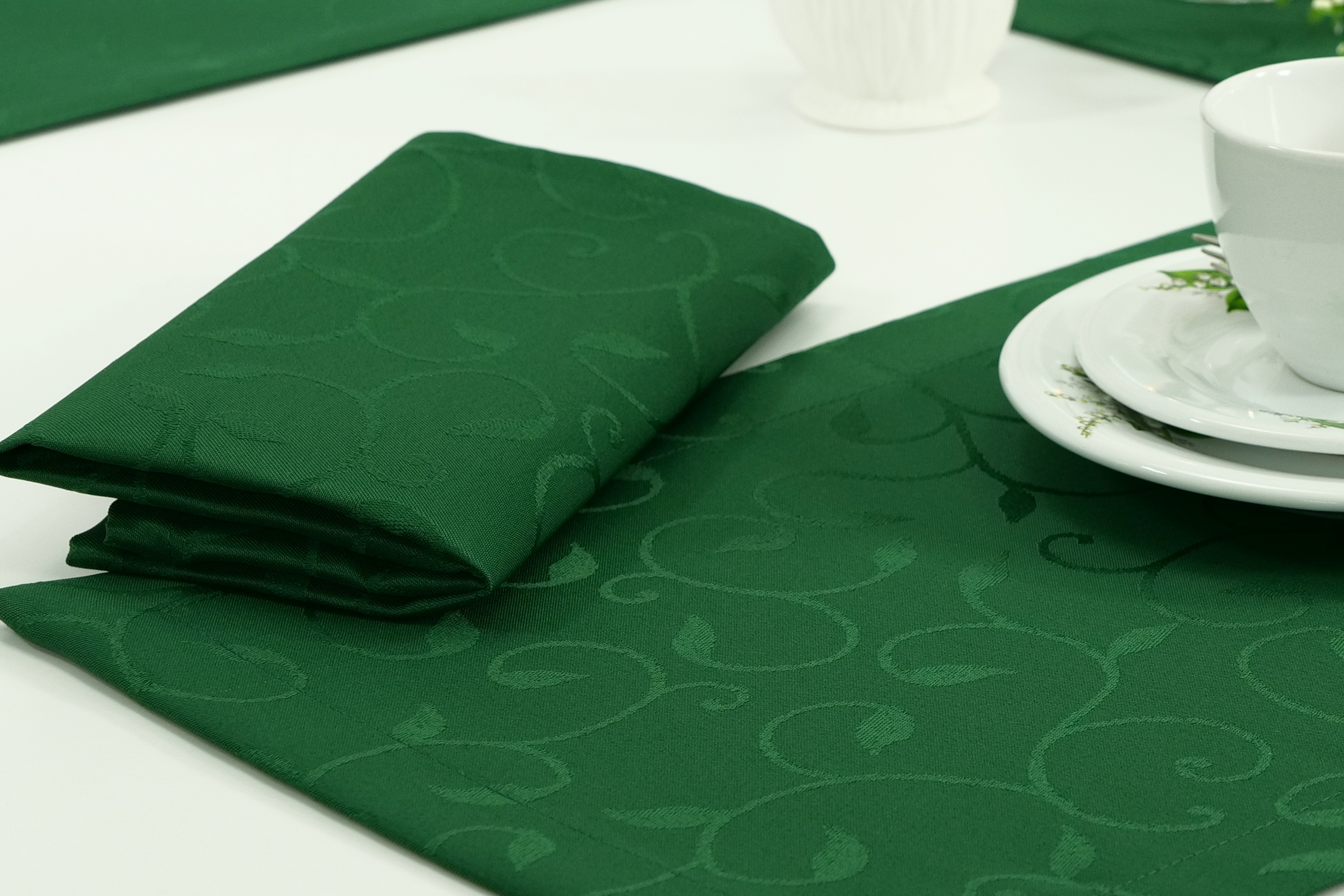 Damast Stoffserviette mit Fleckschutz Grün mit Muster Größe 40x40 cm