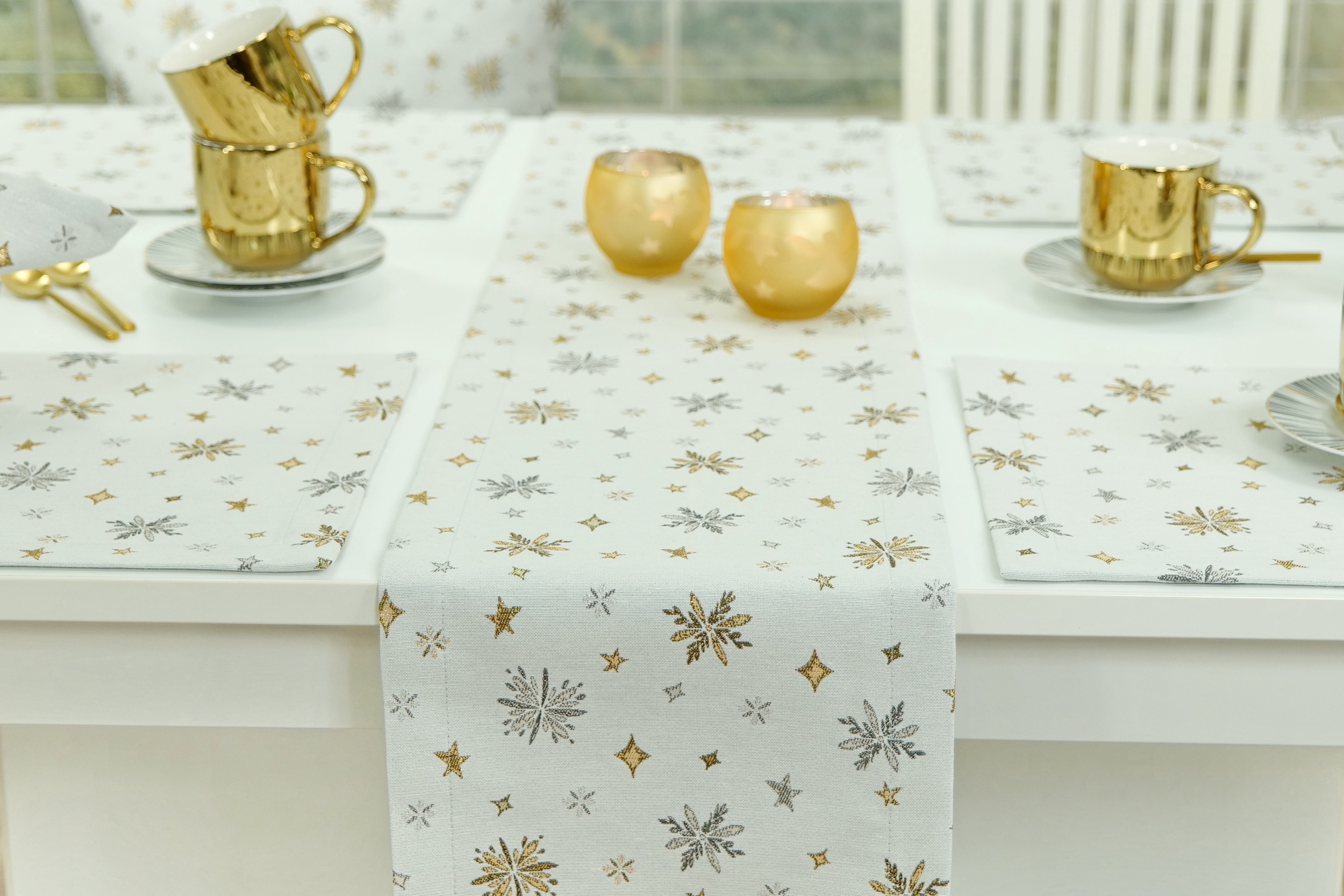 Jacquard Tischläufer Weihnachten Beige Gelb Gold gemustert Navidad Breite 40 cm
