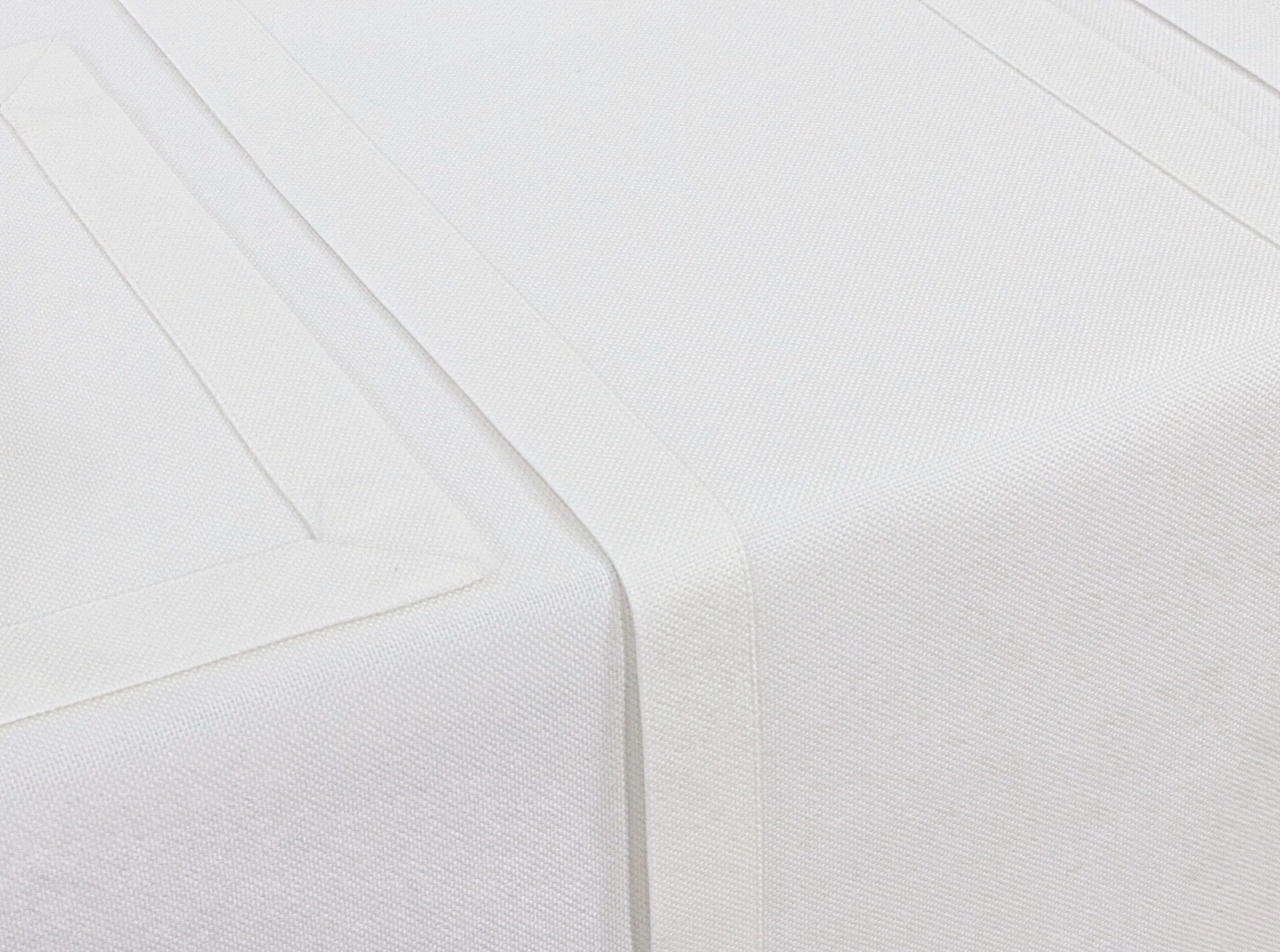 Tischdecke mit Fleckschutz Weiß uni Liberas ab 80x80 cm - 200x200 cm QUADRATISCH
