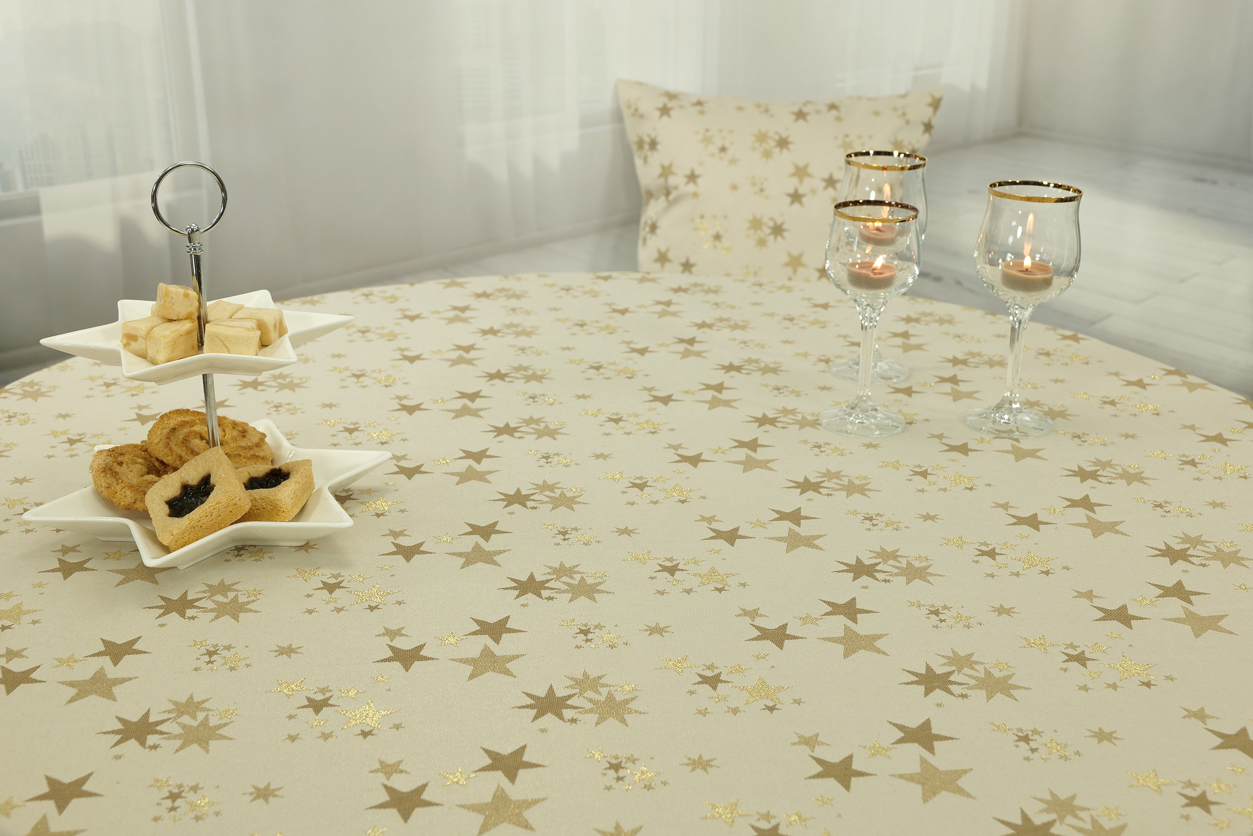 Tischdecke mit Fleckschutz Beige Gold Sternenpracht Breite 130 cm OVAL